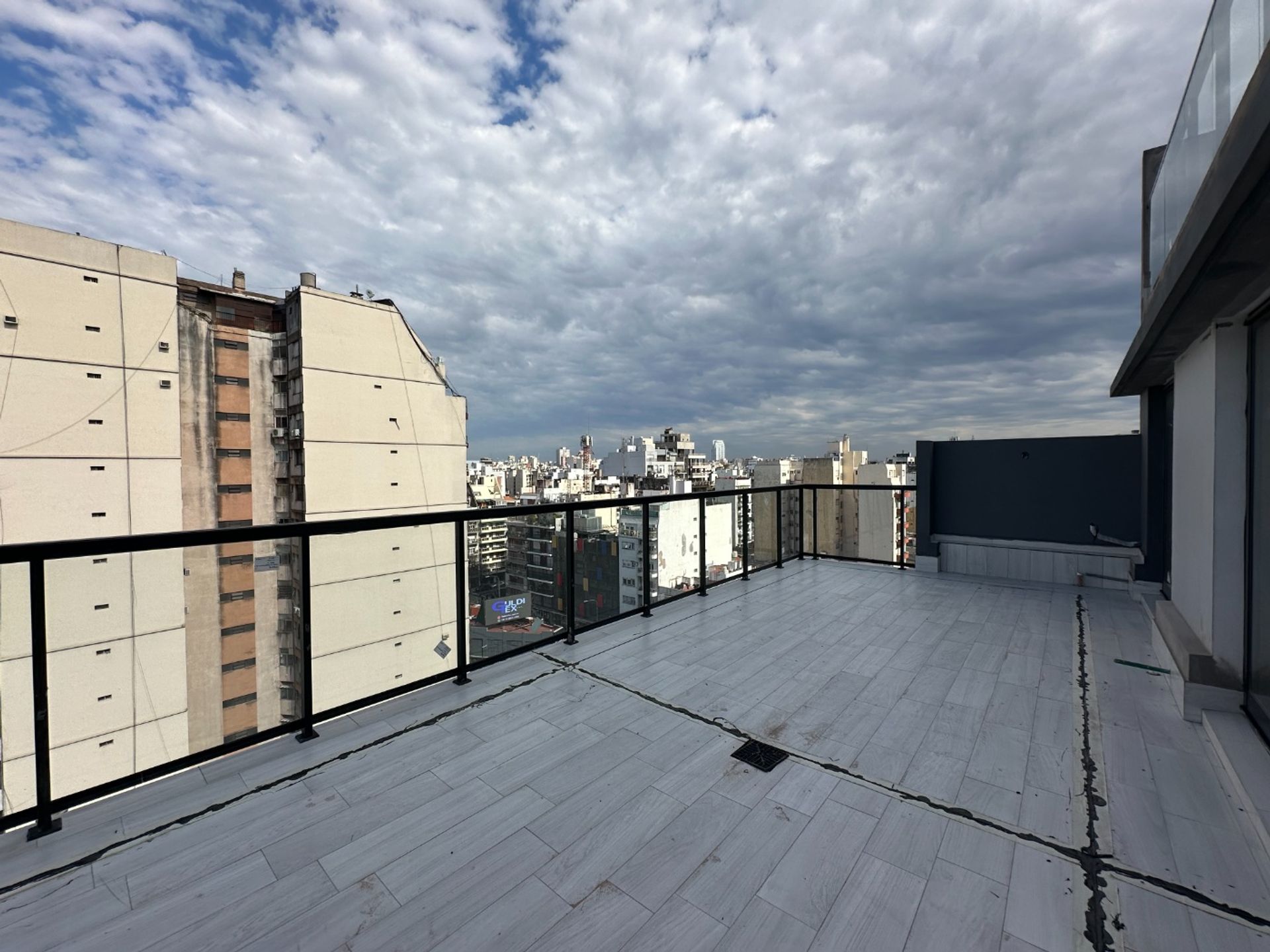 Venta Departamento 3 Ambientes V/Crespo Terraza - 2