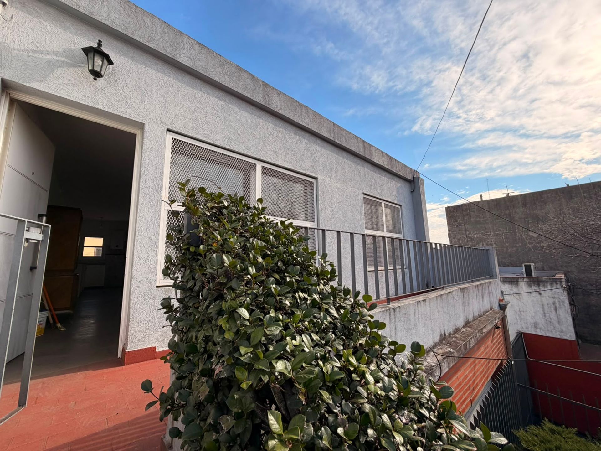 P H en Venta en Moron, G.B.A. Zona Oeste