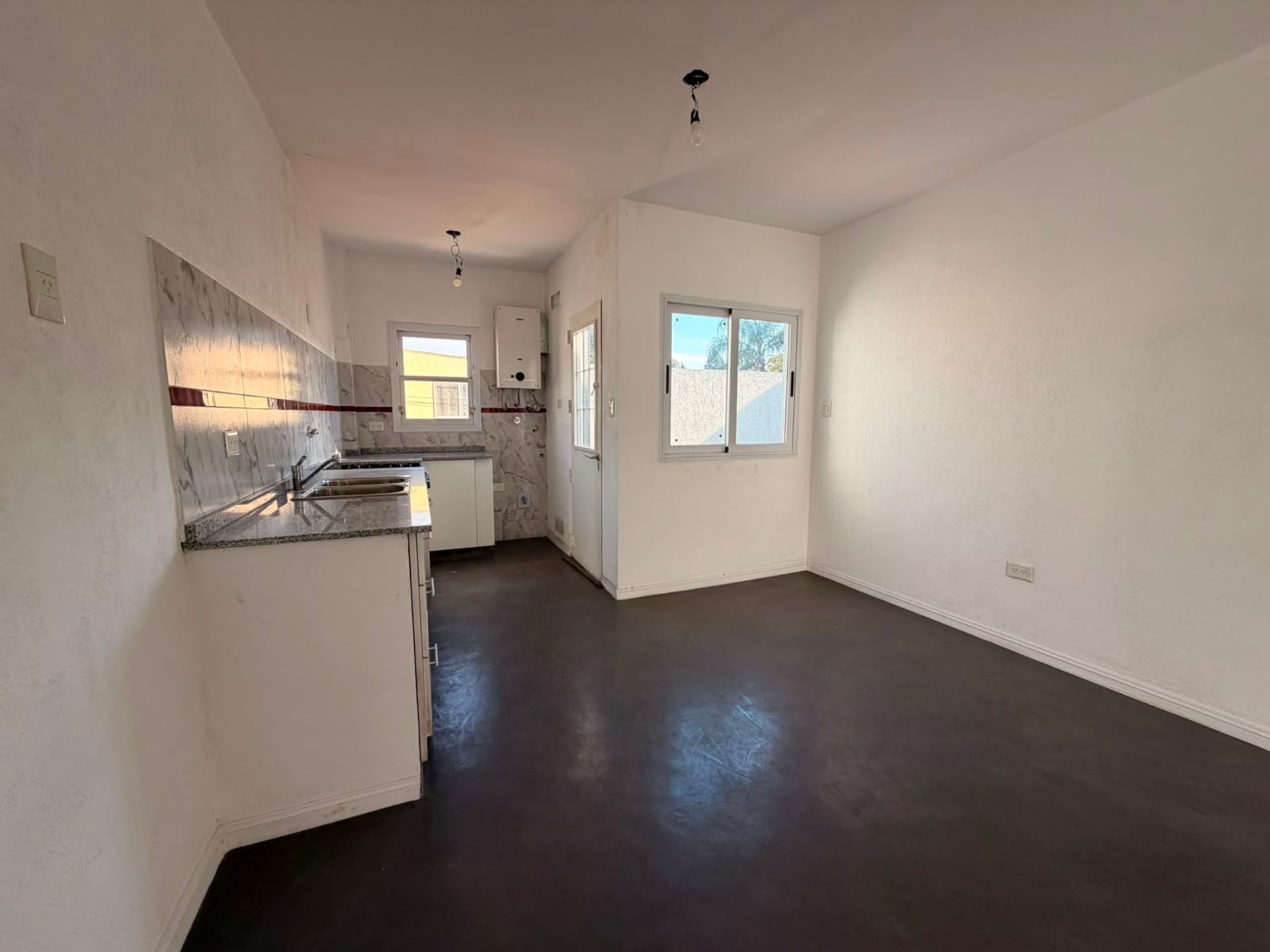 P H en Venta en Moron, G.B.A. Zona Oeste