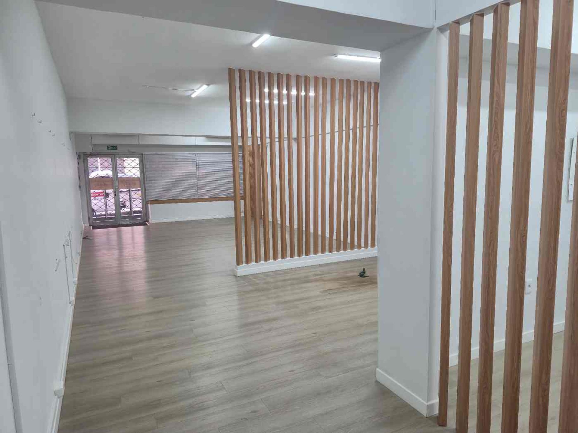 Alquiler de local comercial en el Centro Yi y 18 - 15
