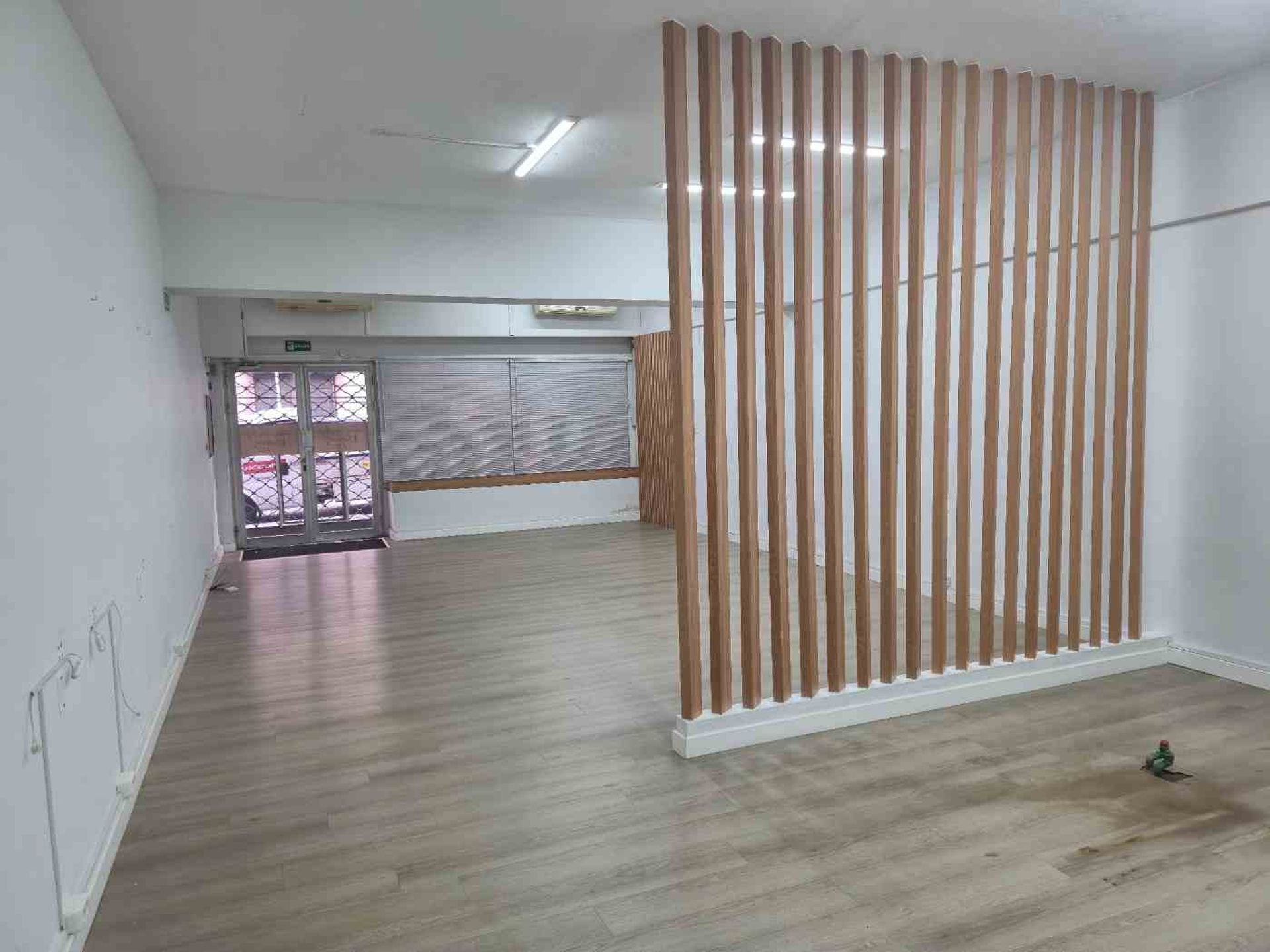 Alquiler de local comercial en el Centro Yi y 18 - 19