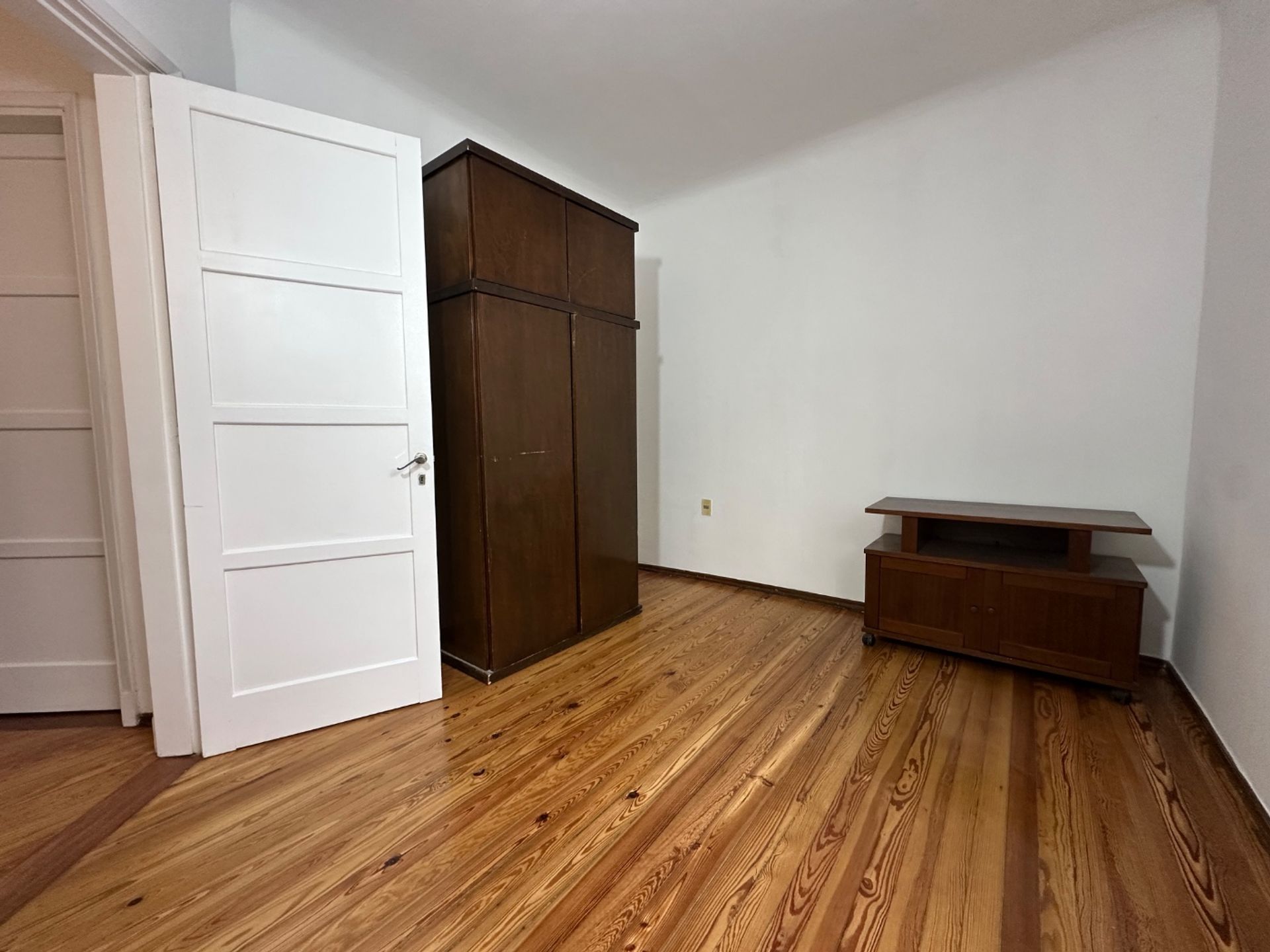 ALQUILER APARTAMENTO CON PATIO - POCITOS - 3