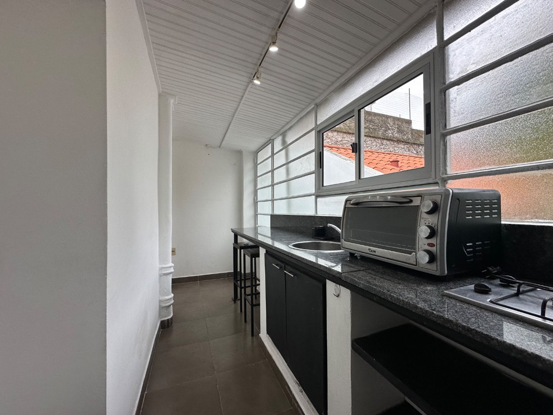 ALQUILER APARTAMENTO CON PATIO - POCITOS - 6
