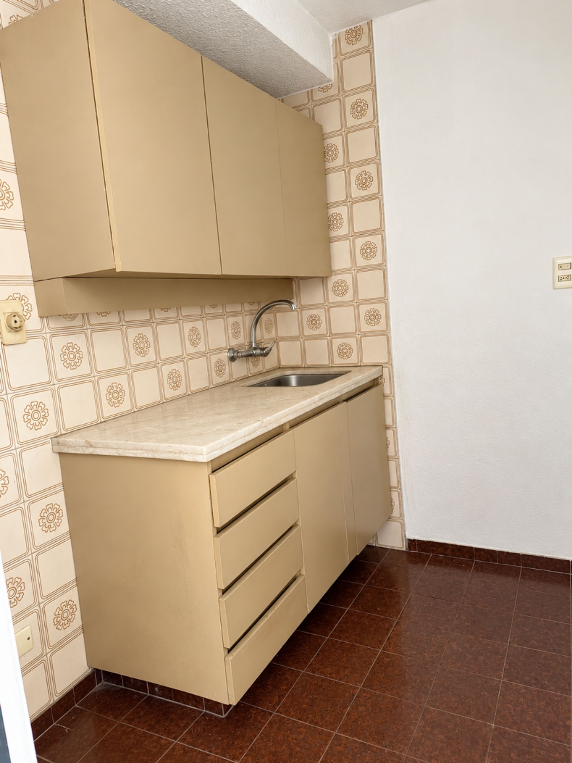 Venta Oficina / Consultorio Centro Plaza Cagancha - 7
