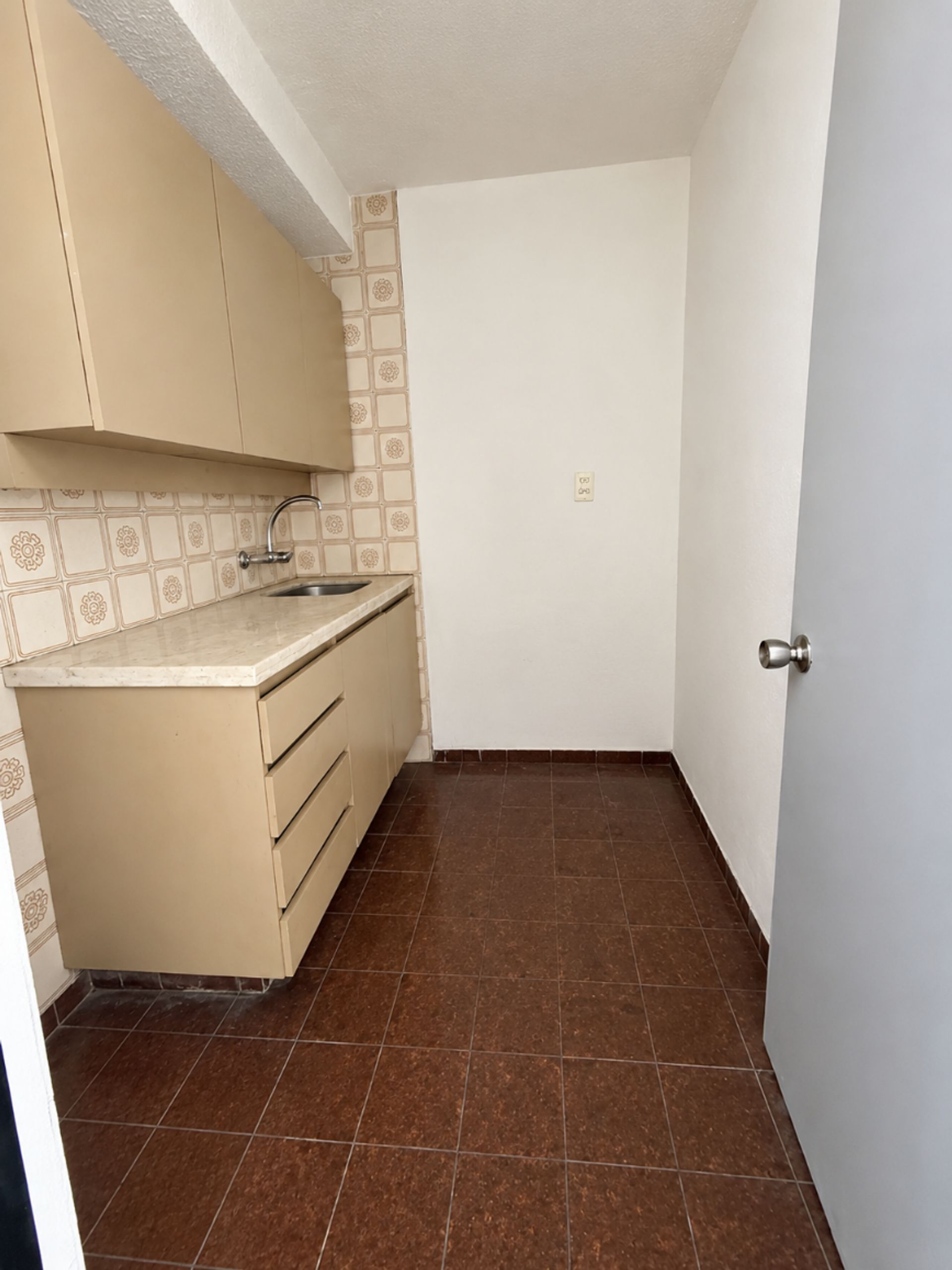 Venta Oficina / Consultorio Centro Plaza Cagancha - 6