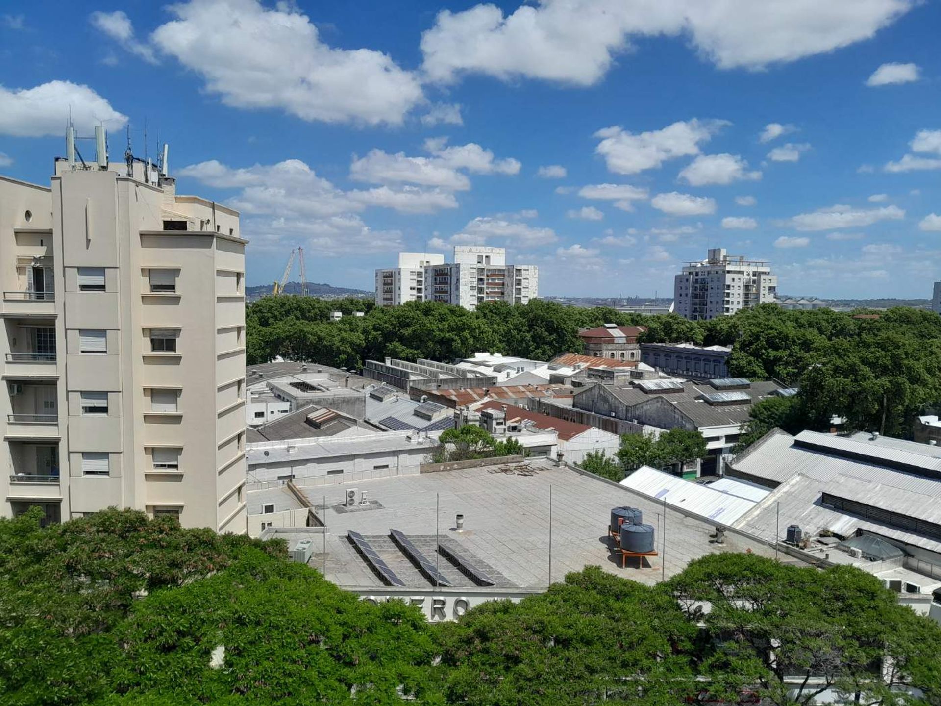 Venta apartamento 1 dorm. Aguada c/renta balcon - 4
