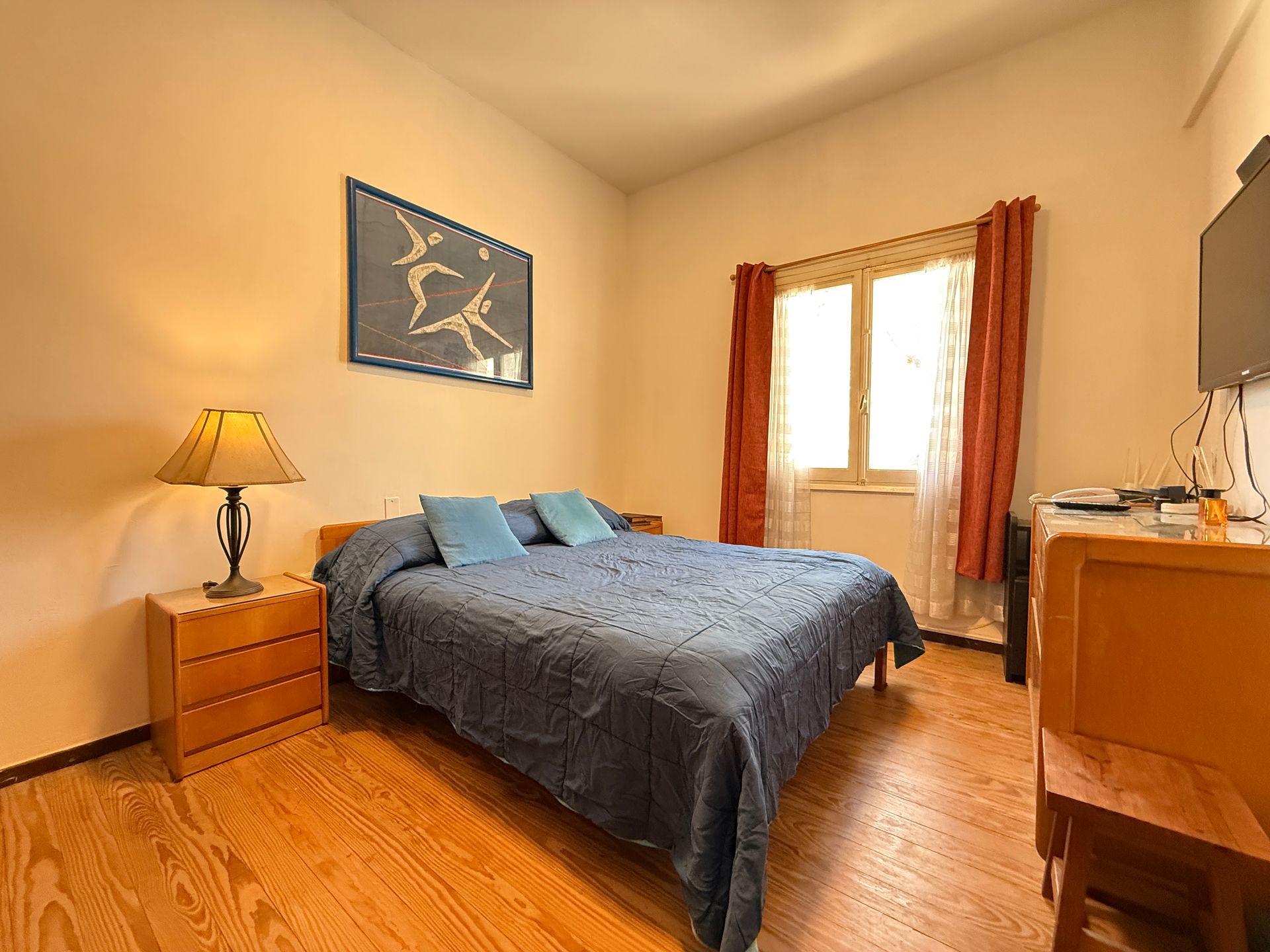 Venta apartamento 2 dormitorios al frente- Palermo - 1