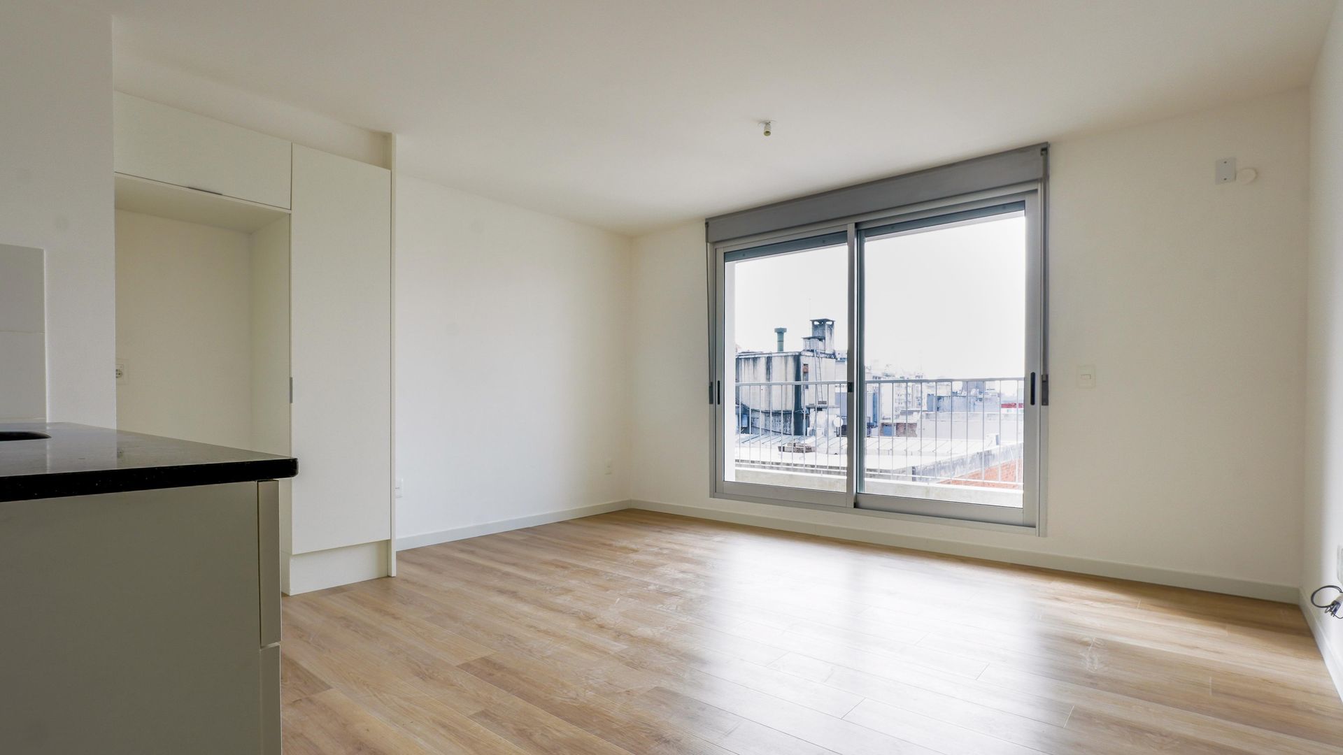 VENTA APTO 1 DORM FRENTE AMENITIES CORDON SUR - 2