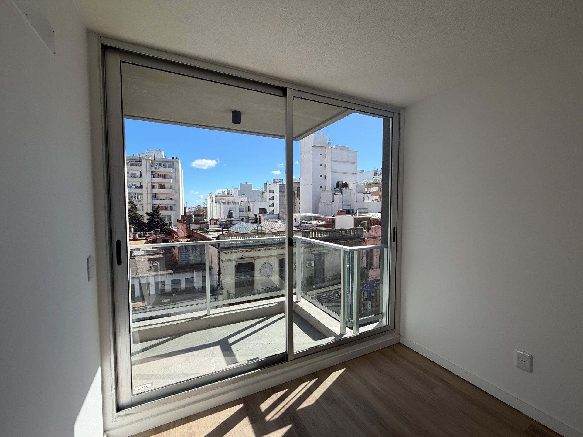 VENTA CORD&Oacute;N A ESTRENAR 1 DORMITORIO Entrega ya! - 3