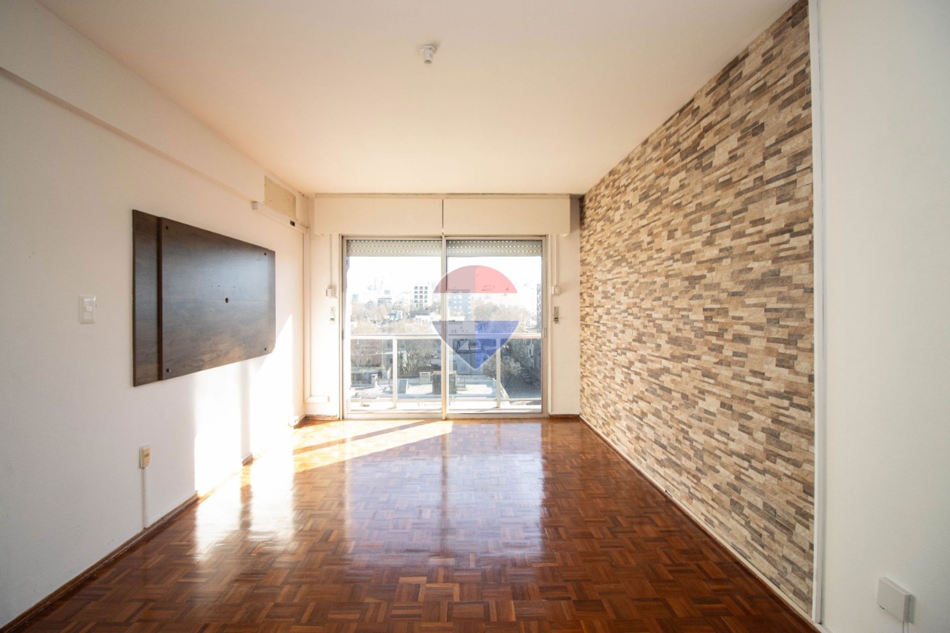 VENTA APARTAMENTO 1 DORMITORIO BARRIO SUR RAMBLA - 2