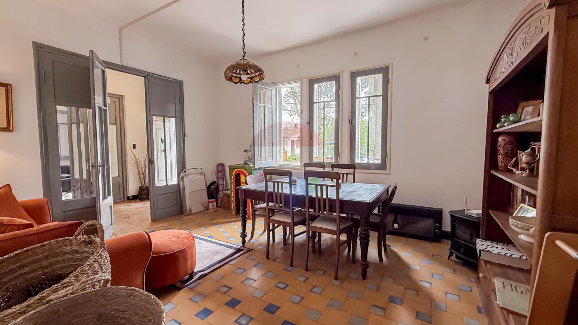 VENTA HERMOSA CASA 8 DORMITORIOS EN LA FLORESTA - 9