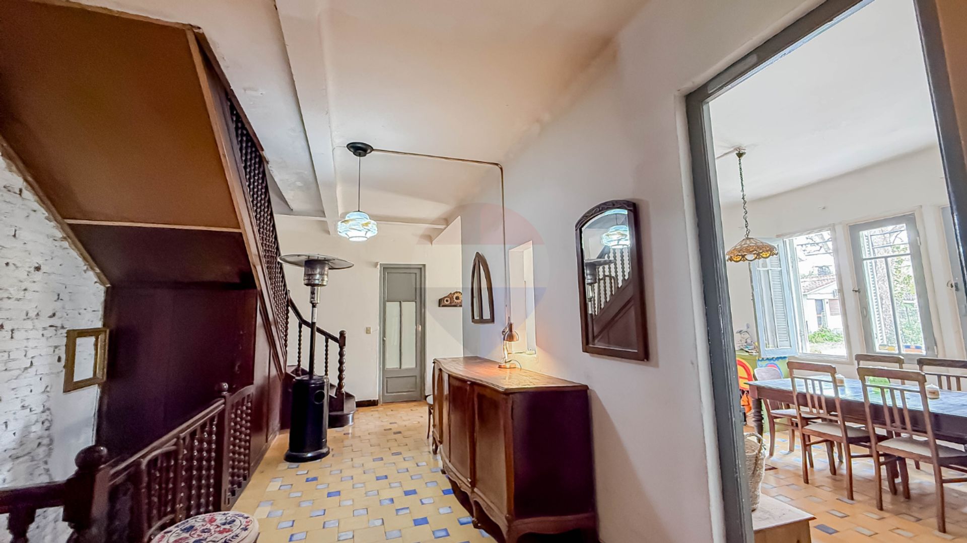 VENTA HERMOSA CASA 8 DORMITORIOS EN LA FLORESTA - 16
