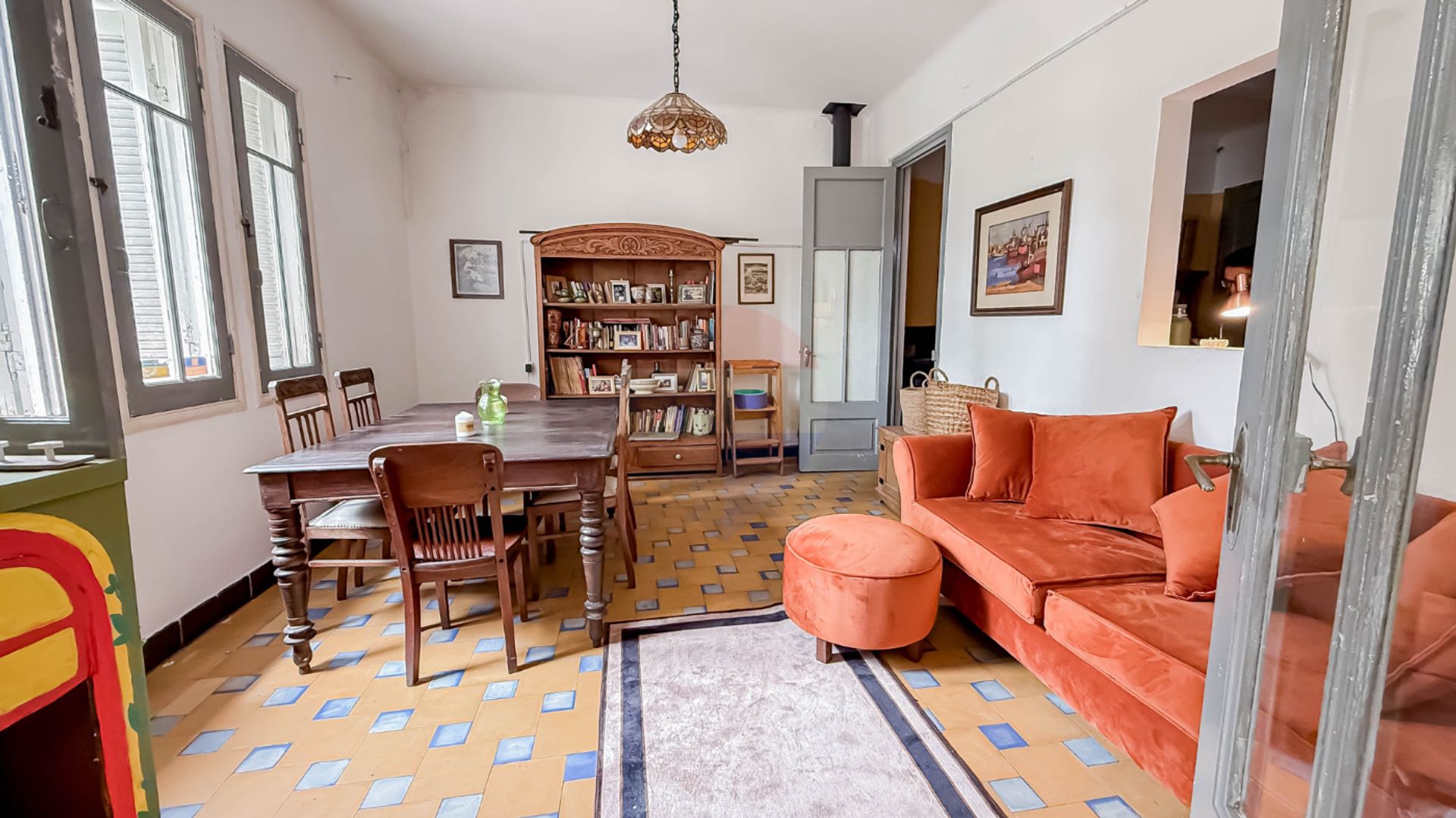 VENTA HERMOSA CASA 8 DORMITORIOS EN LA FLORESTA - 12