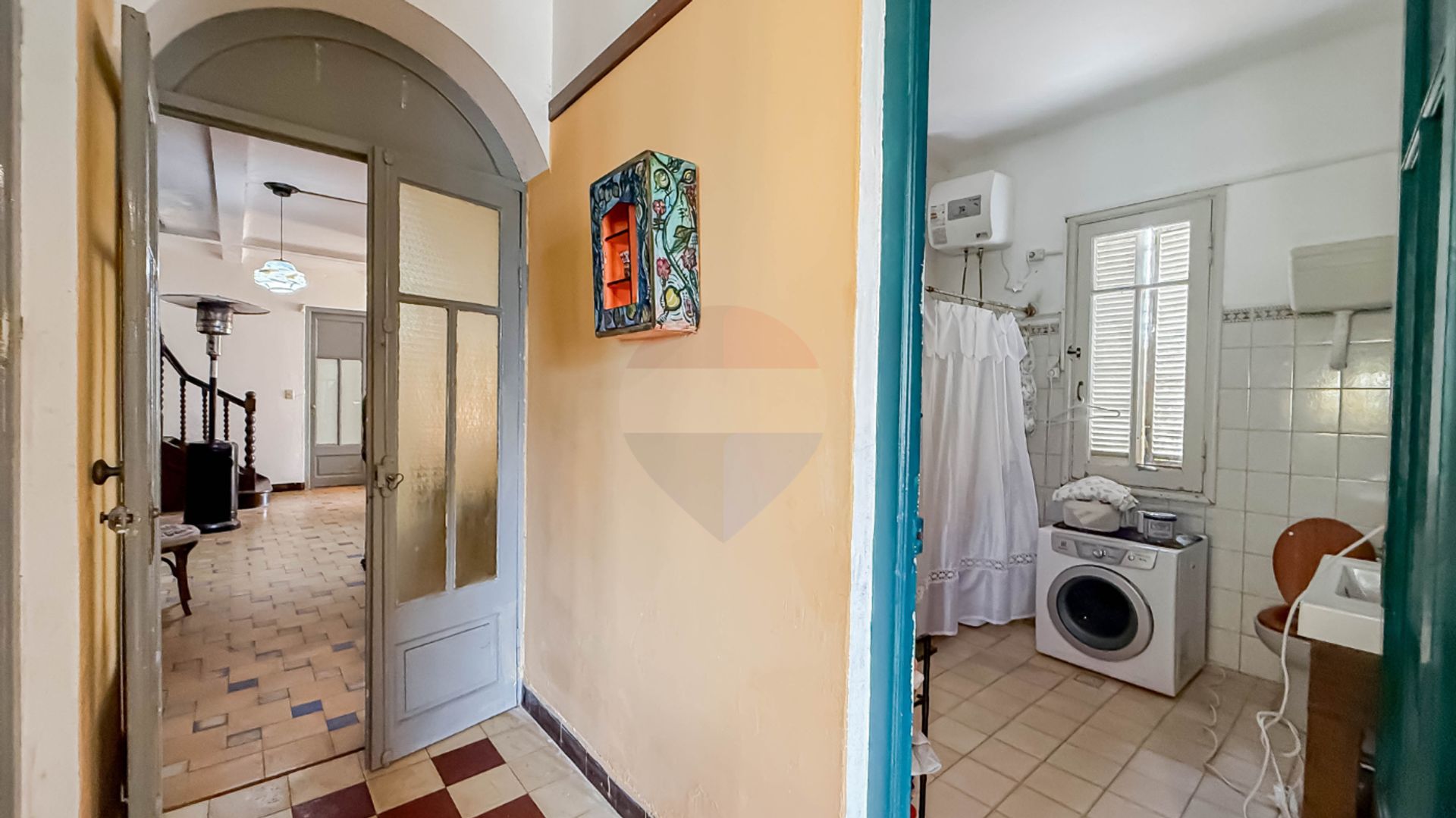VENTA HERMOSA CASA 8 DORMITORIOS EN LA FLORESTA - 14