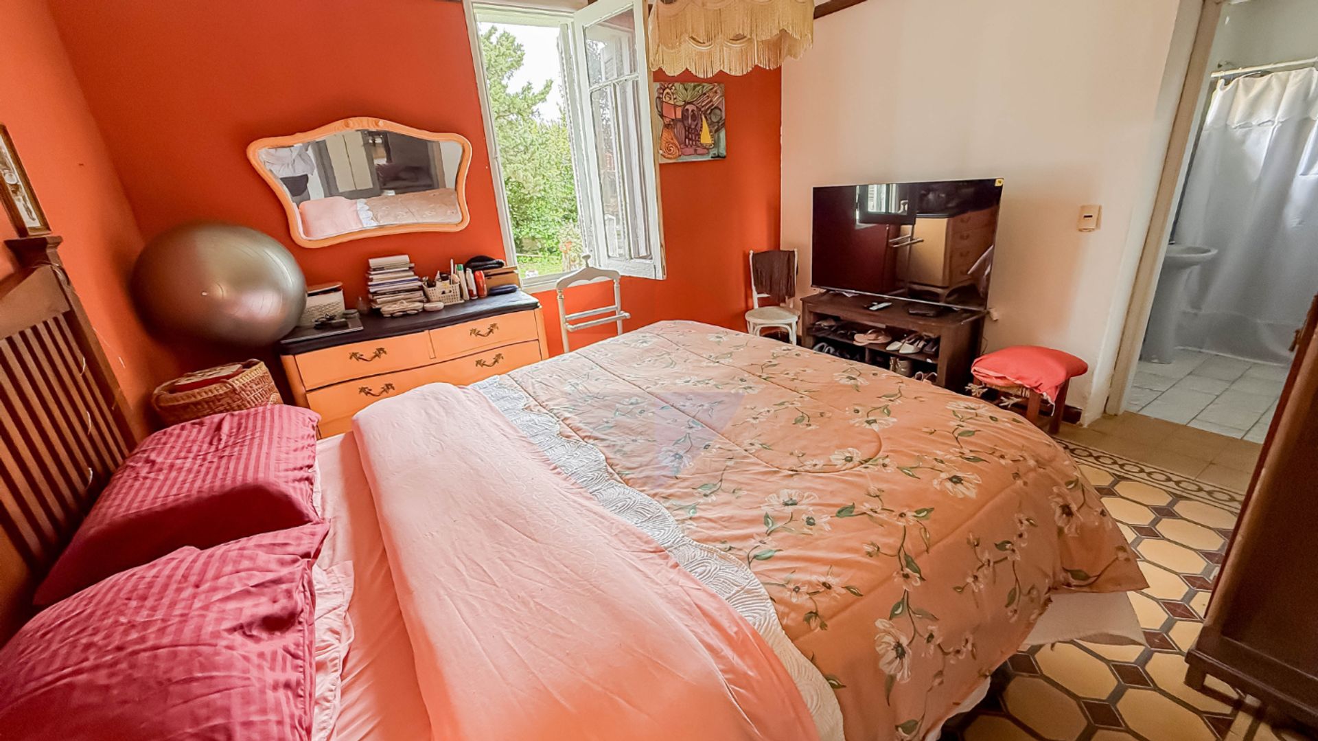 VENTA HERMOSA CASA 8 DORMITORIOS EN LA FLORESTA - 15