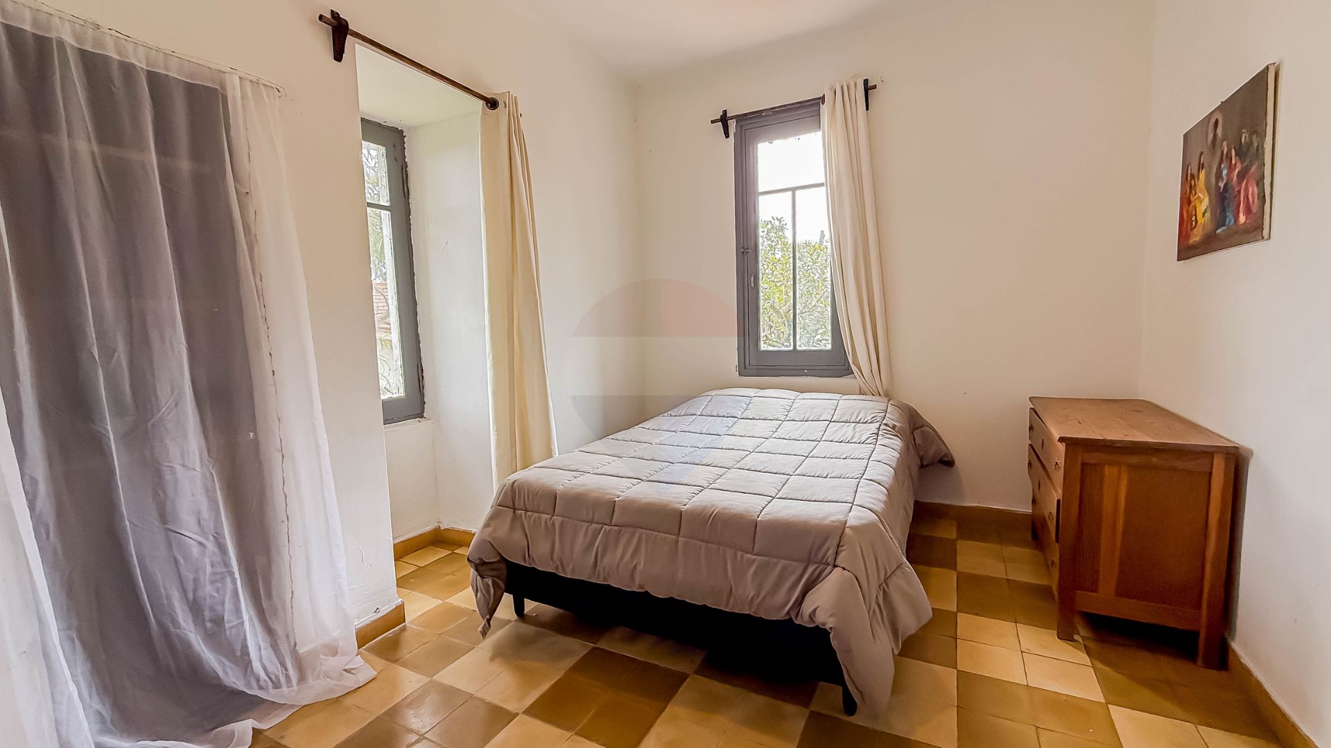 VENTA HERMOSA CASA 8 DORMITORIOS EN LA FLORESTA - 20
