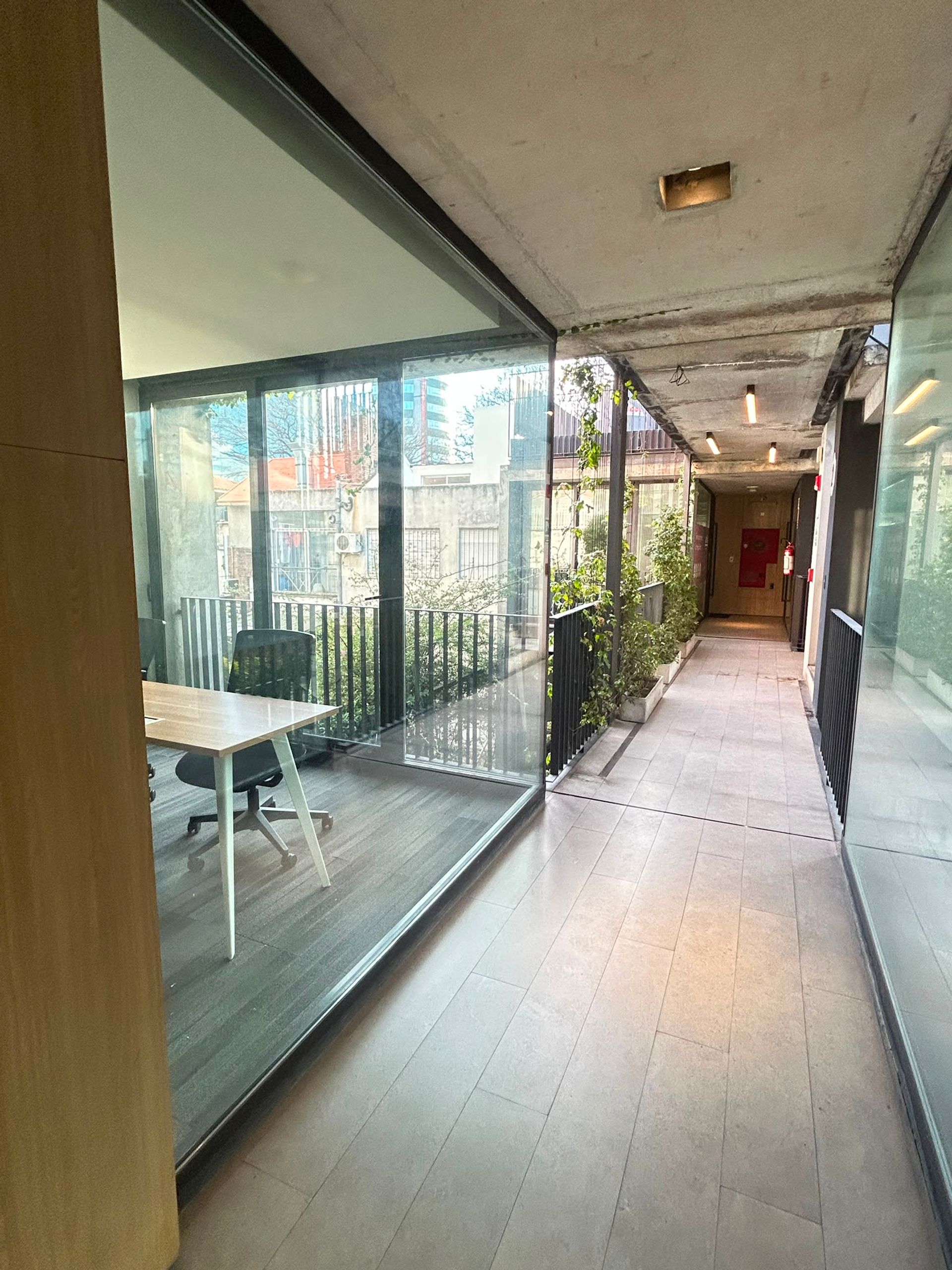 Venta Oficina Renta HUB con Garaje en Pocitos WTC - 1