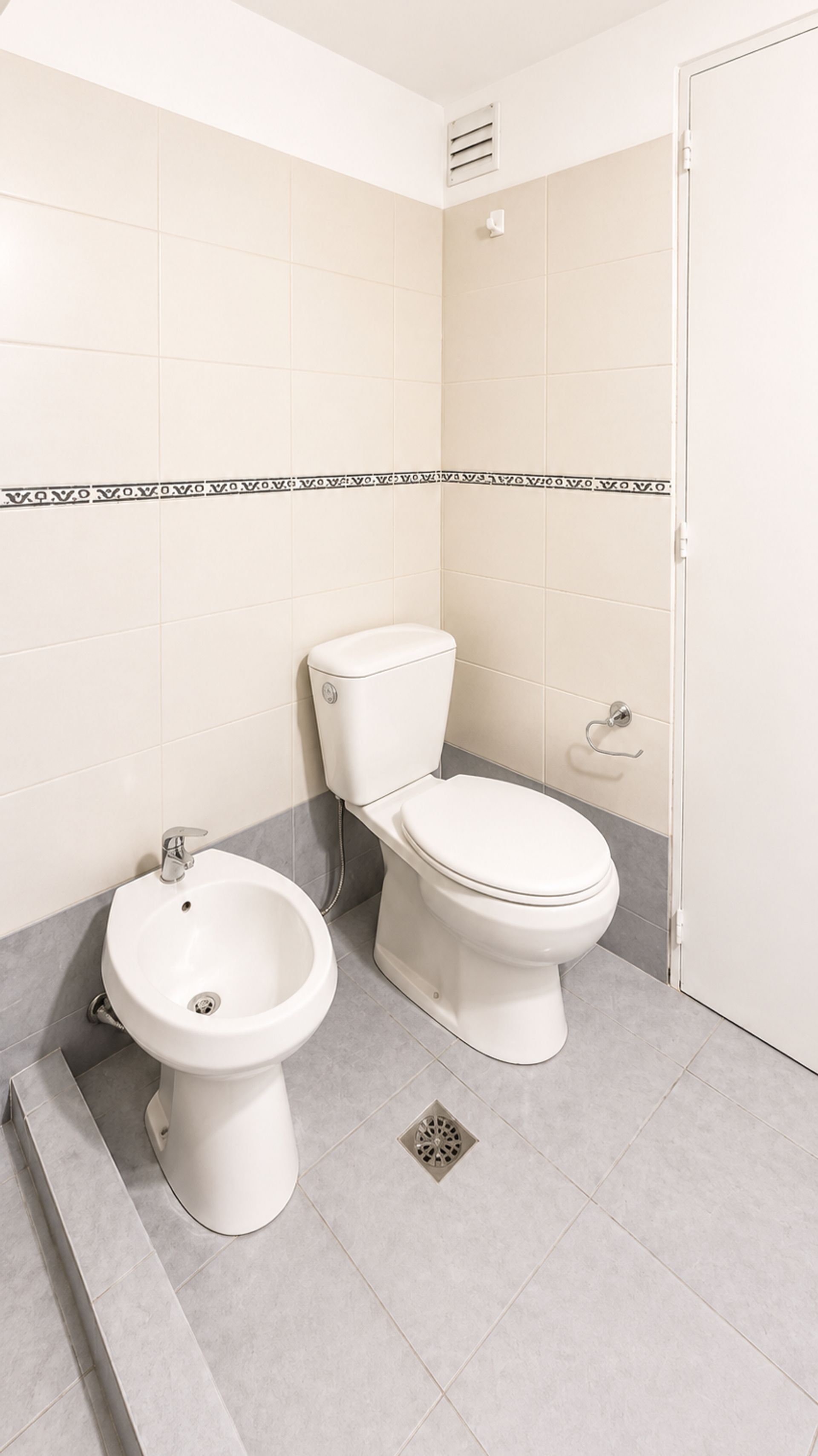 Vende apartamento Pocitos 3 dorm 2ba&ntilde;os y balcones - 16