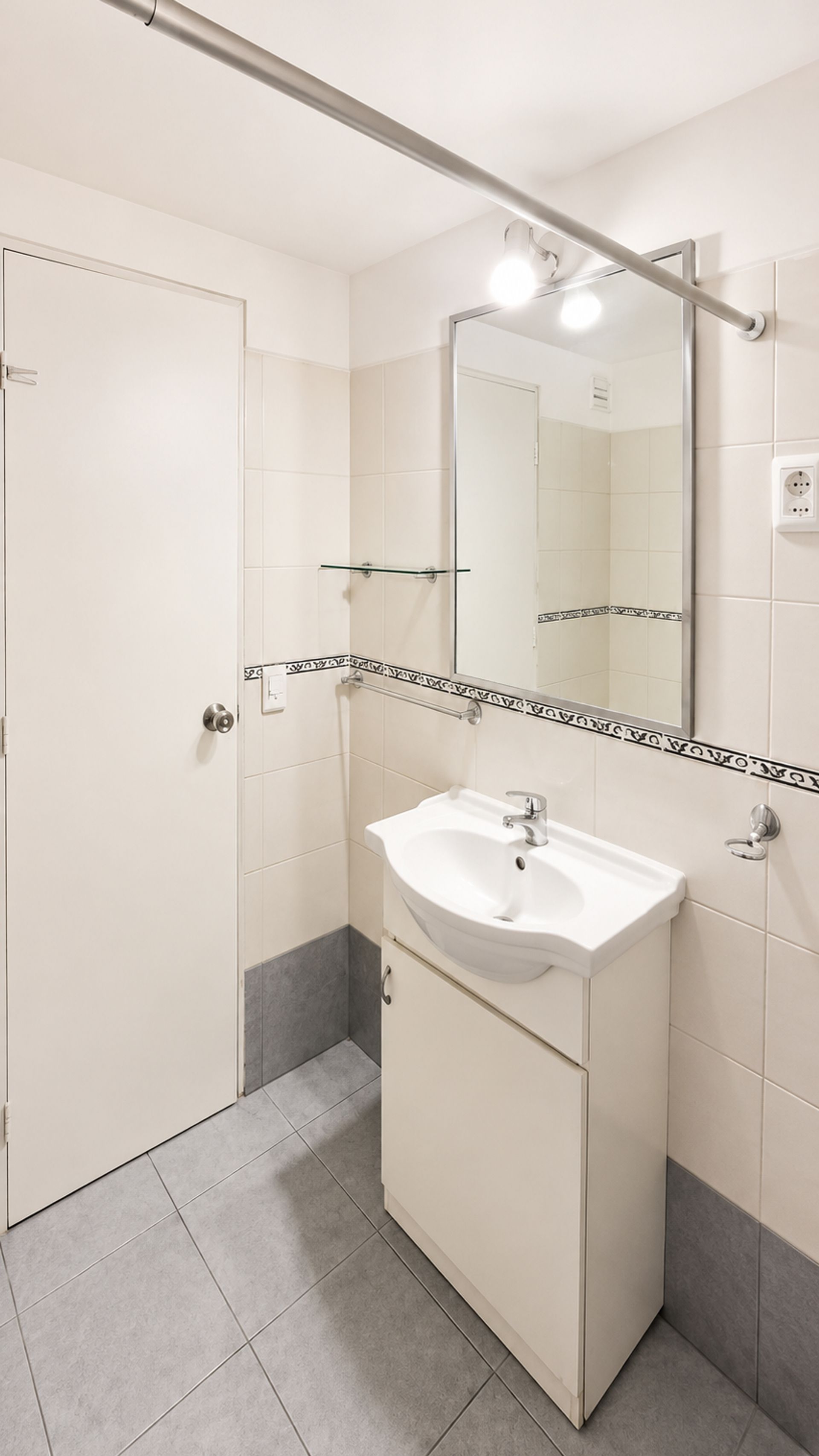 Vende apartamento Pocitos 3 dorm 2ba&ntilde;os y balcones - 17
