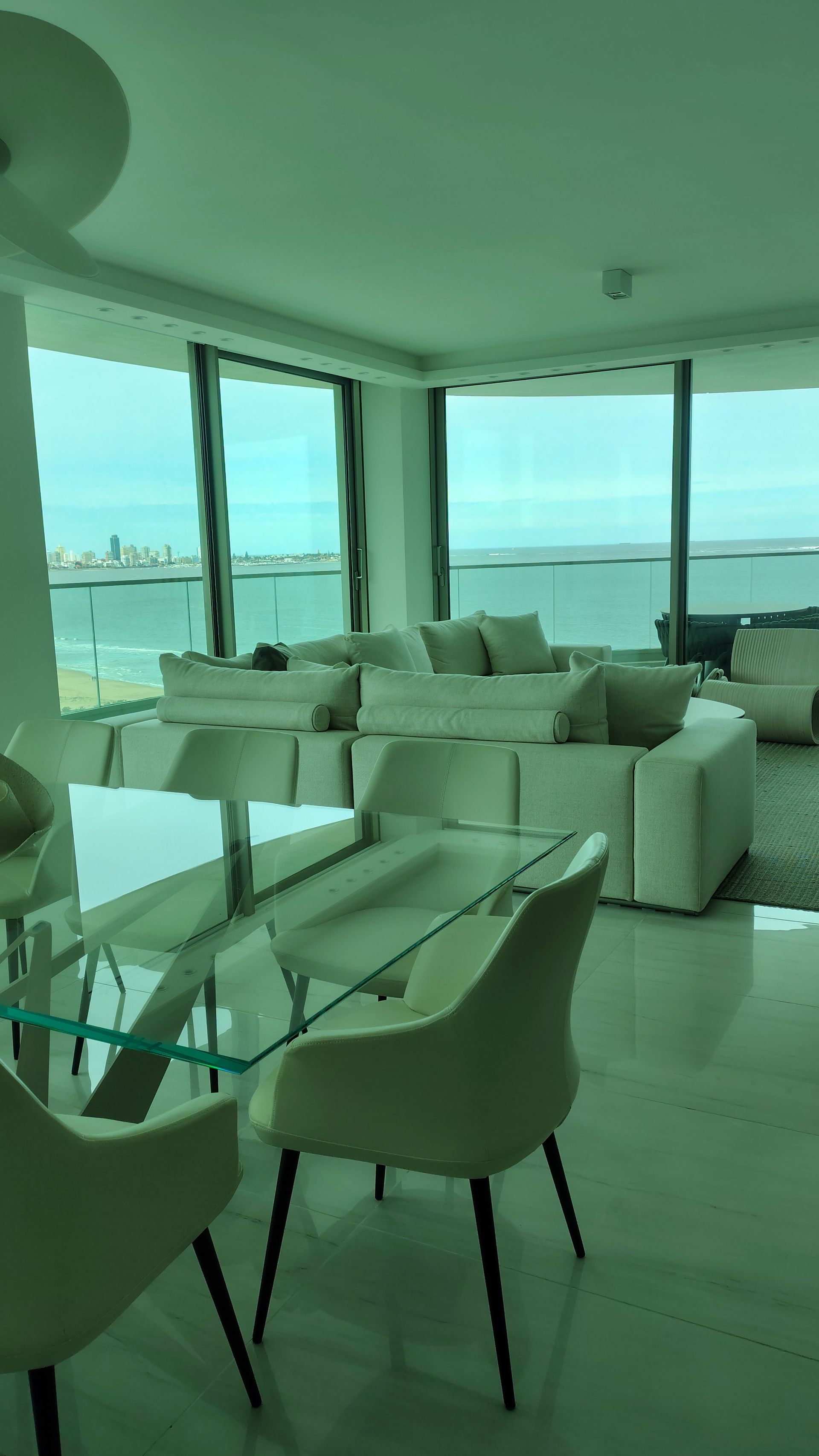 apartamento en Paradas, Maldonado. Maldonado -  4 Dormitorios - 4 Baï¿½os
