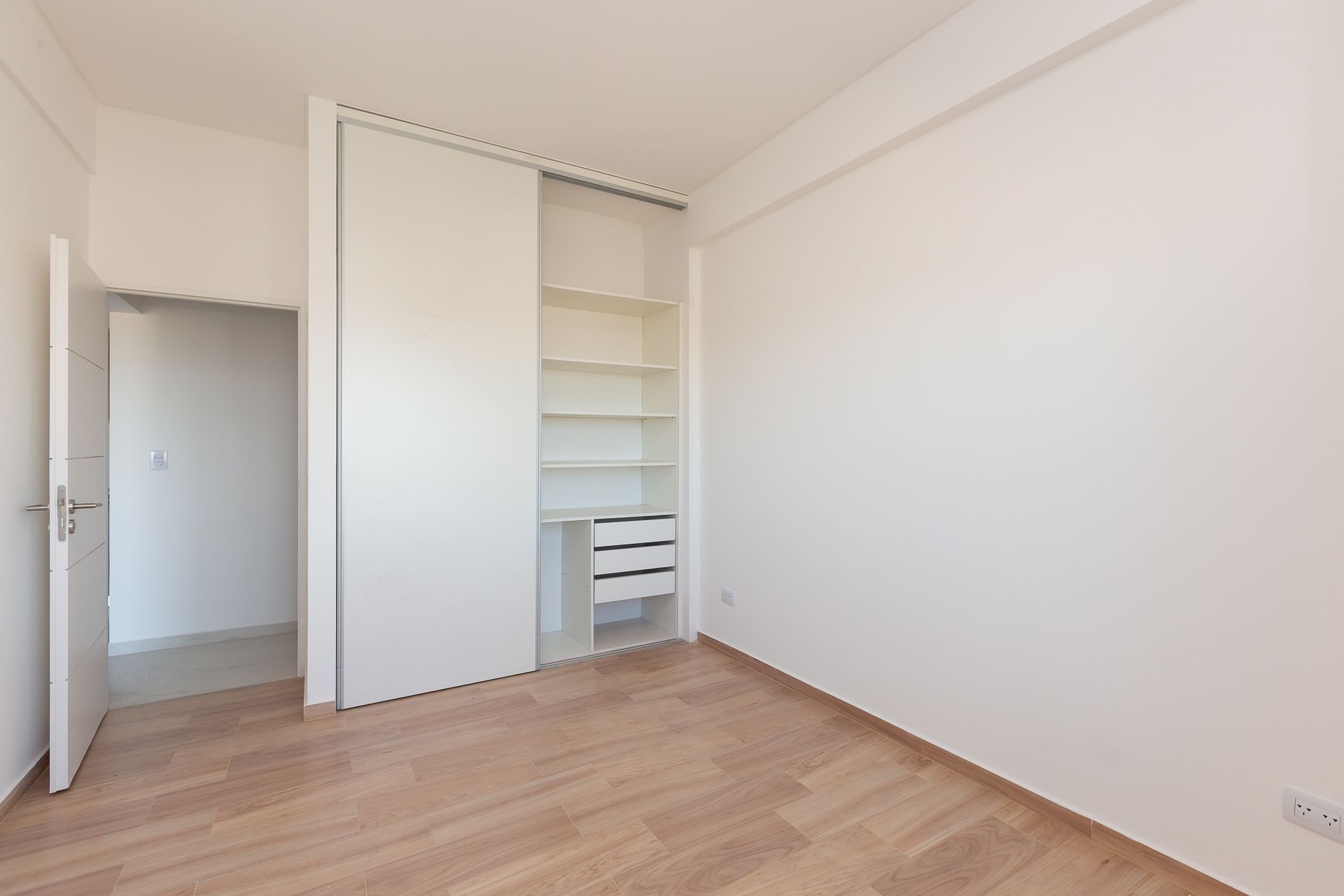 VENTA DEPARTAMENTO 2 AMBIENTES EN MERLO - 3