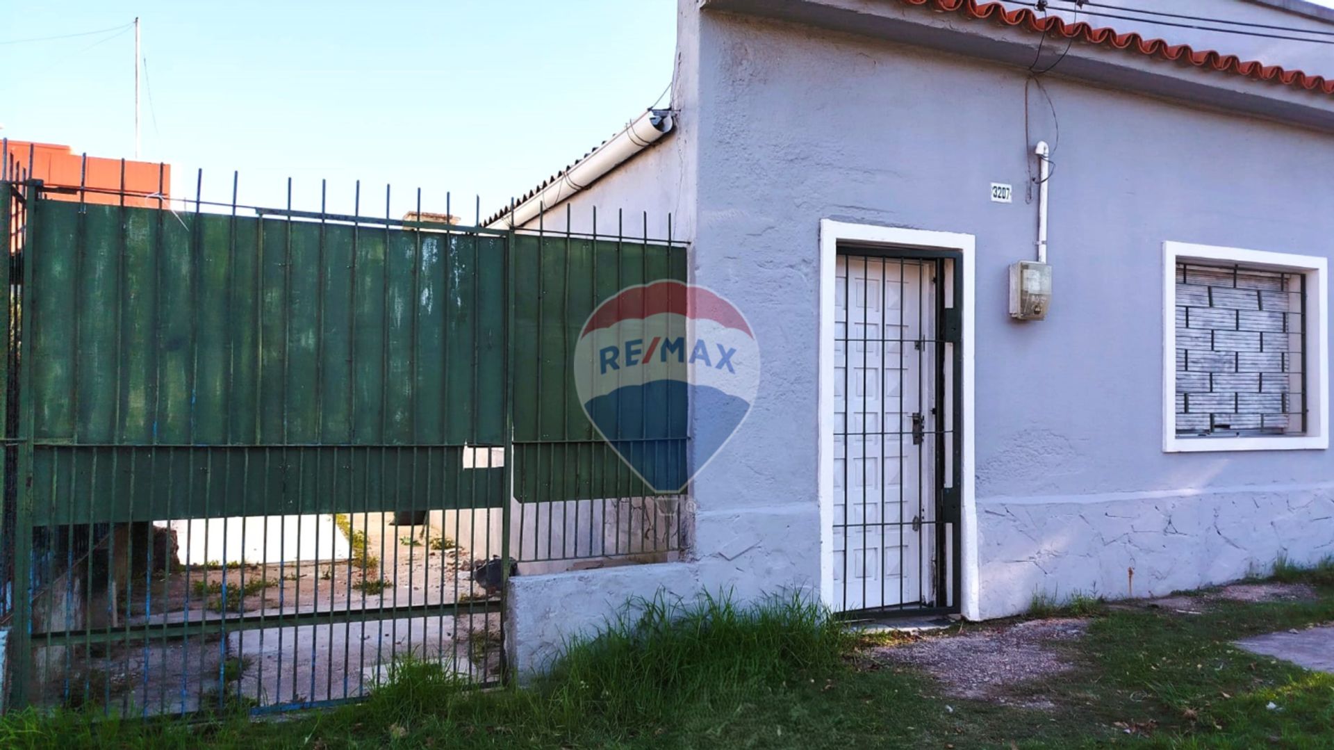 ALQUILER CASA 2 DORM. COCHERA, FLOR DE MAROÑAS - 1