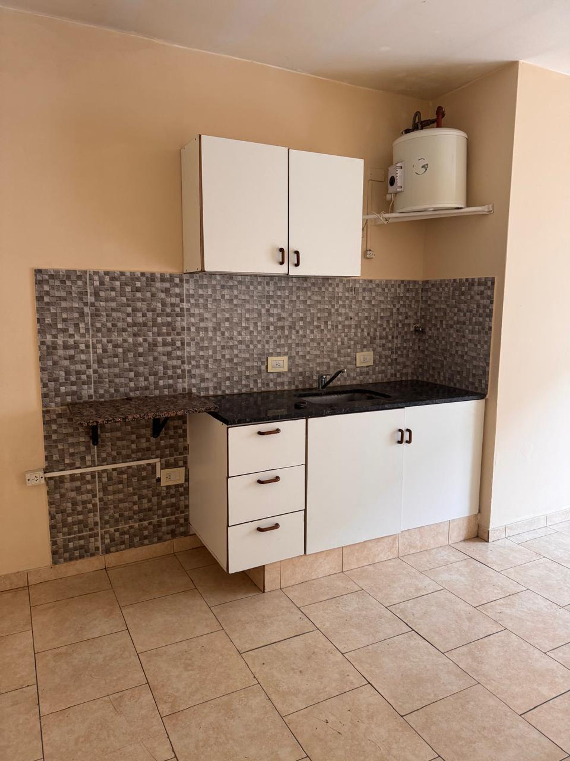 P H en Venta en Tres de Febrero, G.B.A. Zona Oeste