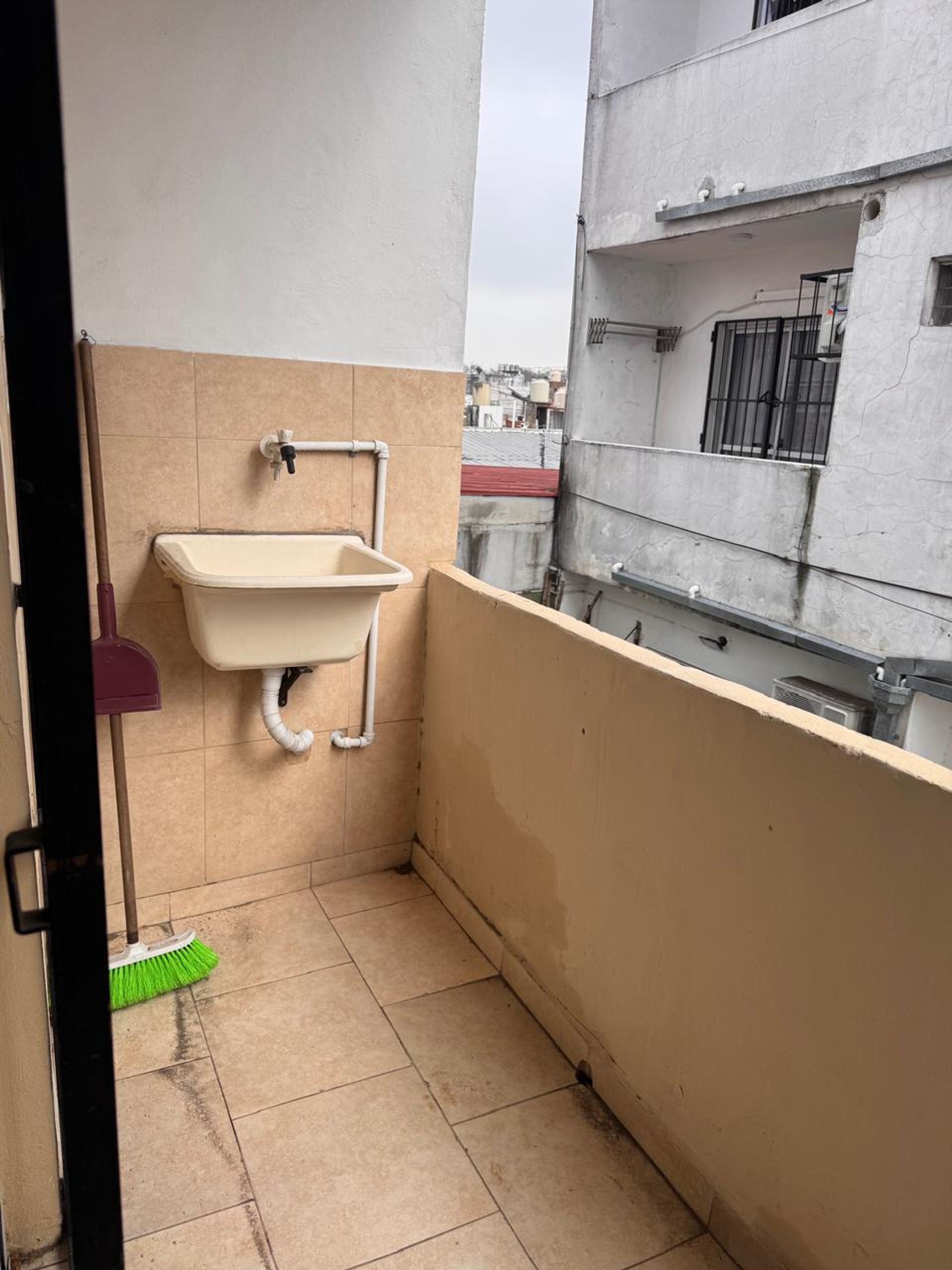 P H en Venta en Tres de Febrero, G.B.A. Zona Oeste