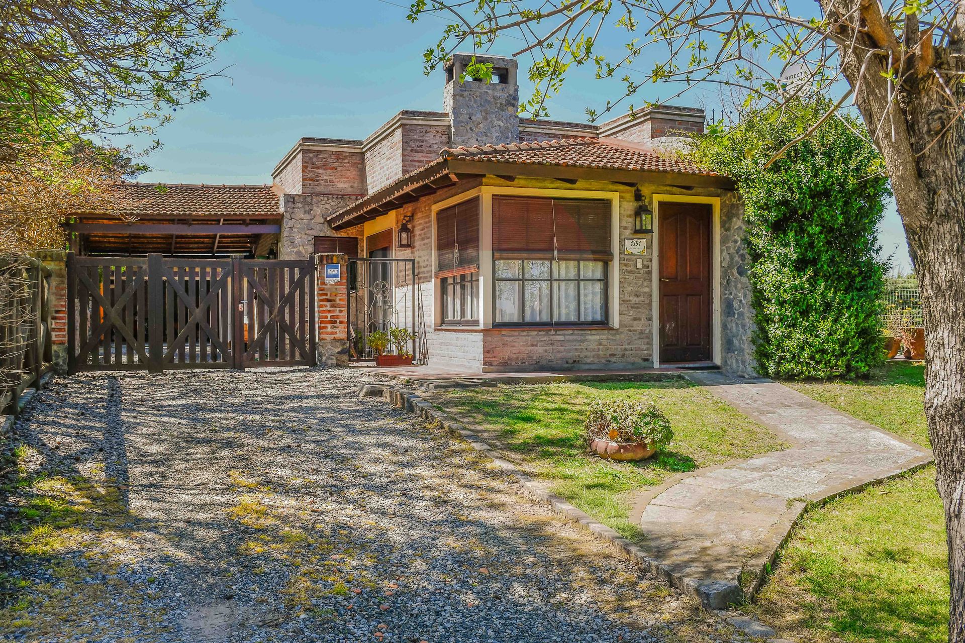 VENTA CASA 3 DORM. + APTO. ECILDA PAULLIER - 2