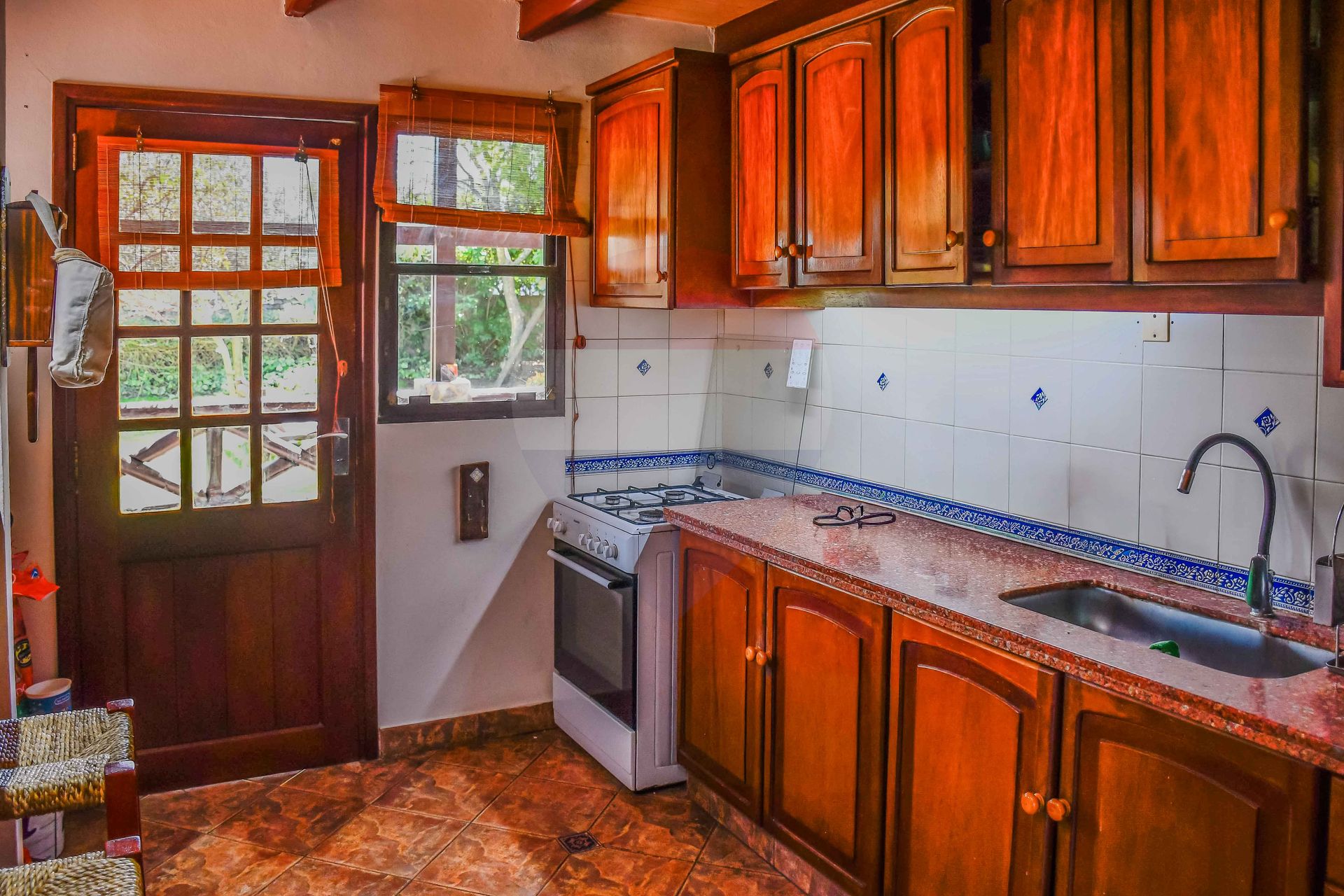 VENTA CASA 3 DORM. + APTO. ECILDA PAULLIER - 6