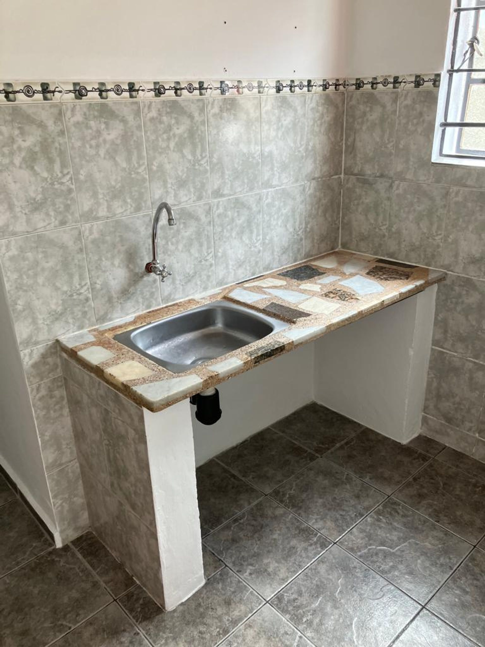 VENTA CASA 1 DORMITORIO EN CERRO - RENTADA - 6