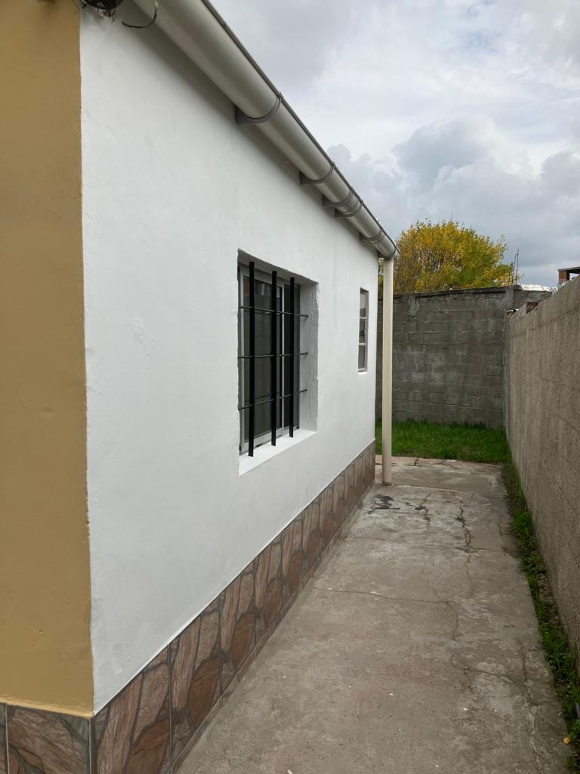 VENTA CASA 1 DORMITORIO EN CERRO - RENTADA - 14