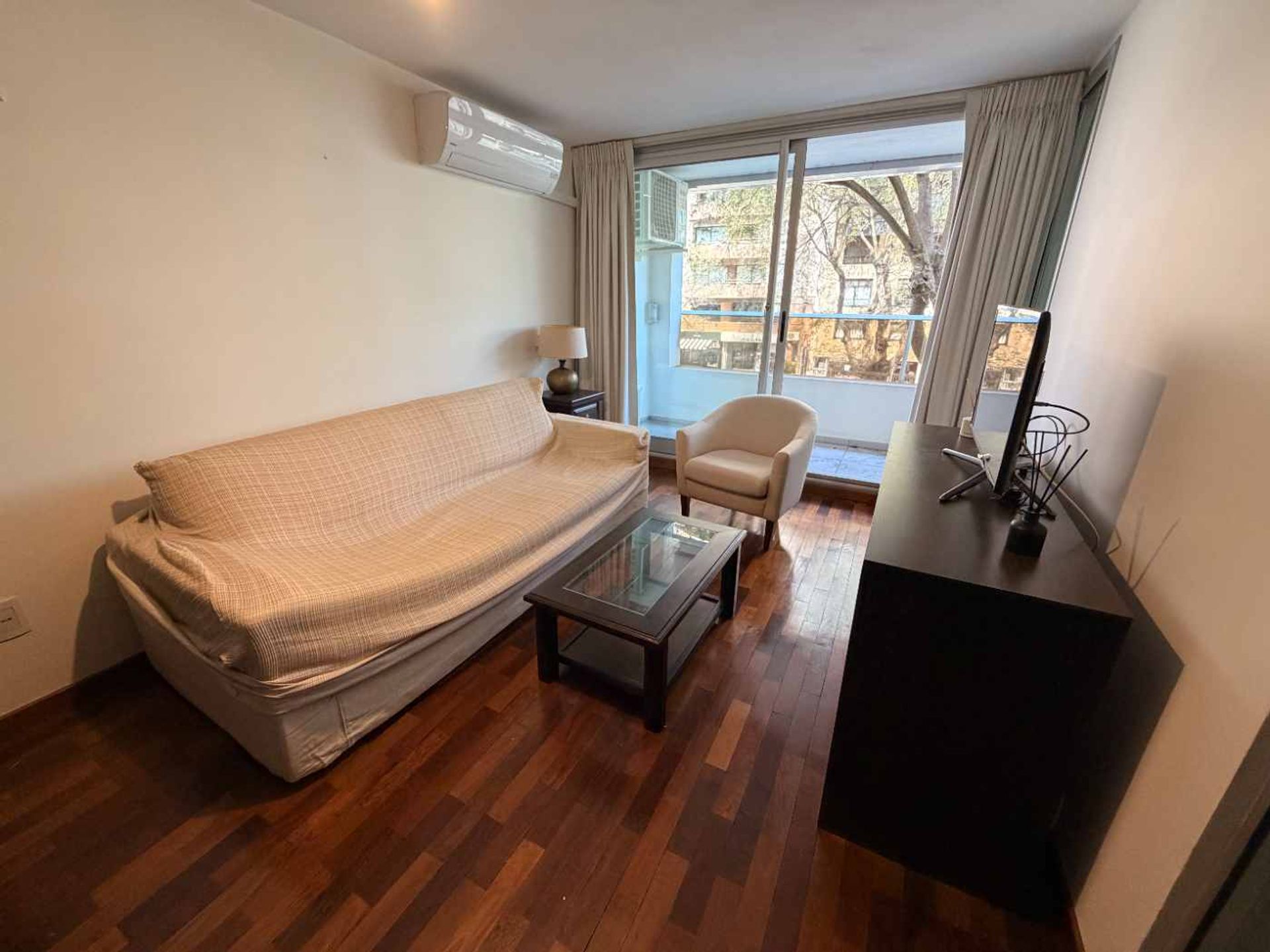 Venta apto 2 dormitorios 2 baños Punta Carretas - 2