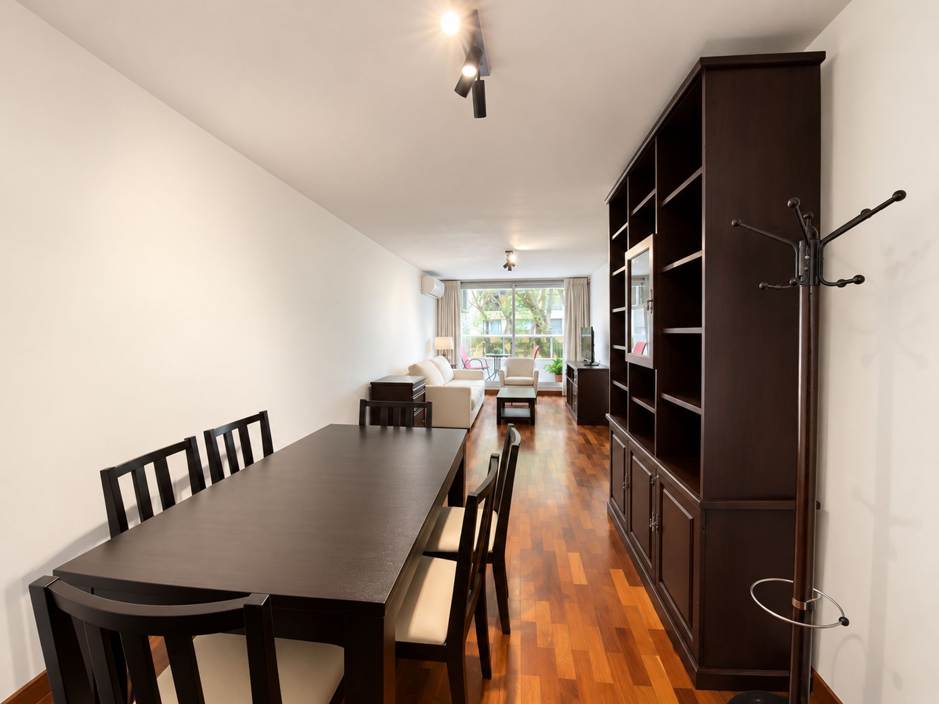 Venta apto 2 dormitorios 2 baños Punta Carretas - 3