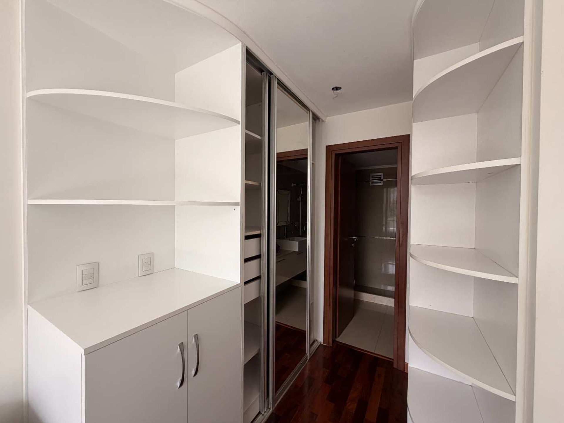 Venta apto 2 dormitorios 2 baños Punta Carretas - 14