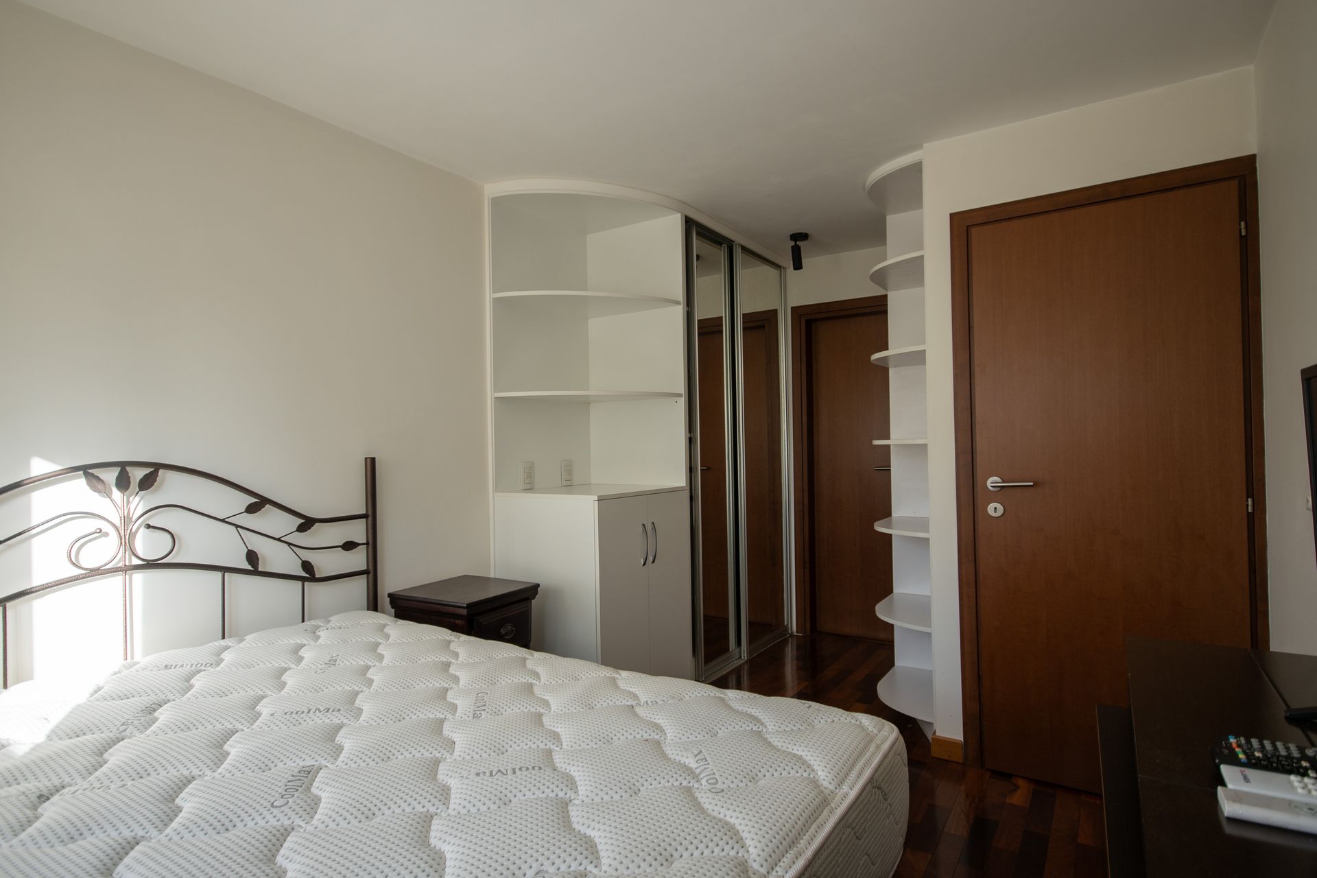 Venta apto 2 dormitorios 2 baños Punta Carretas - 12