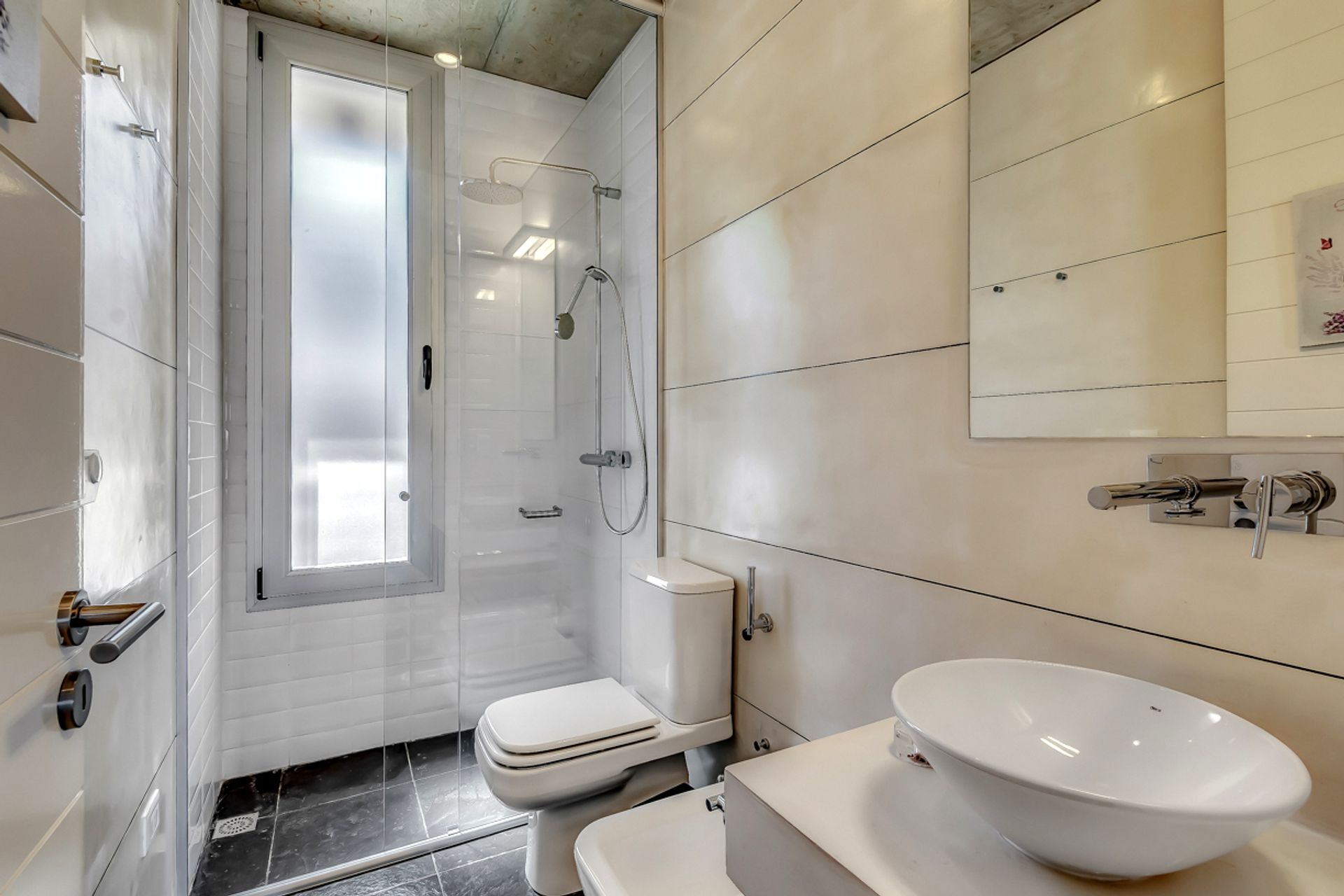 APARTAMENTO EN VENTA FRENTE AL MAR 3 DORMITORIOS - 13