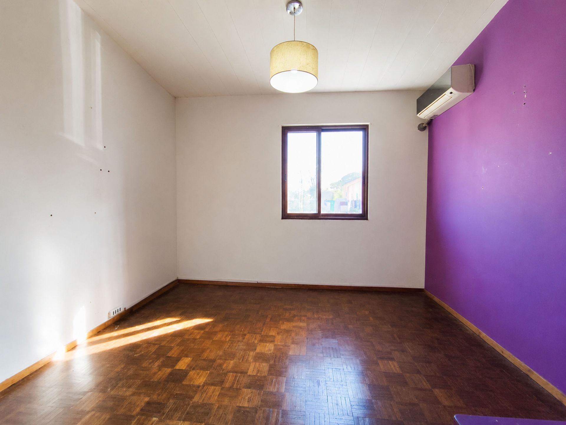 VENTA CASA LEZICA DE 2 DORMITORIOS CON PATIO + GGE - 14