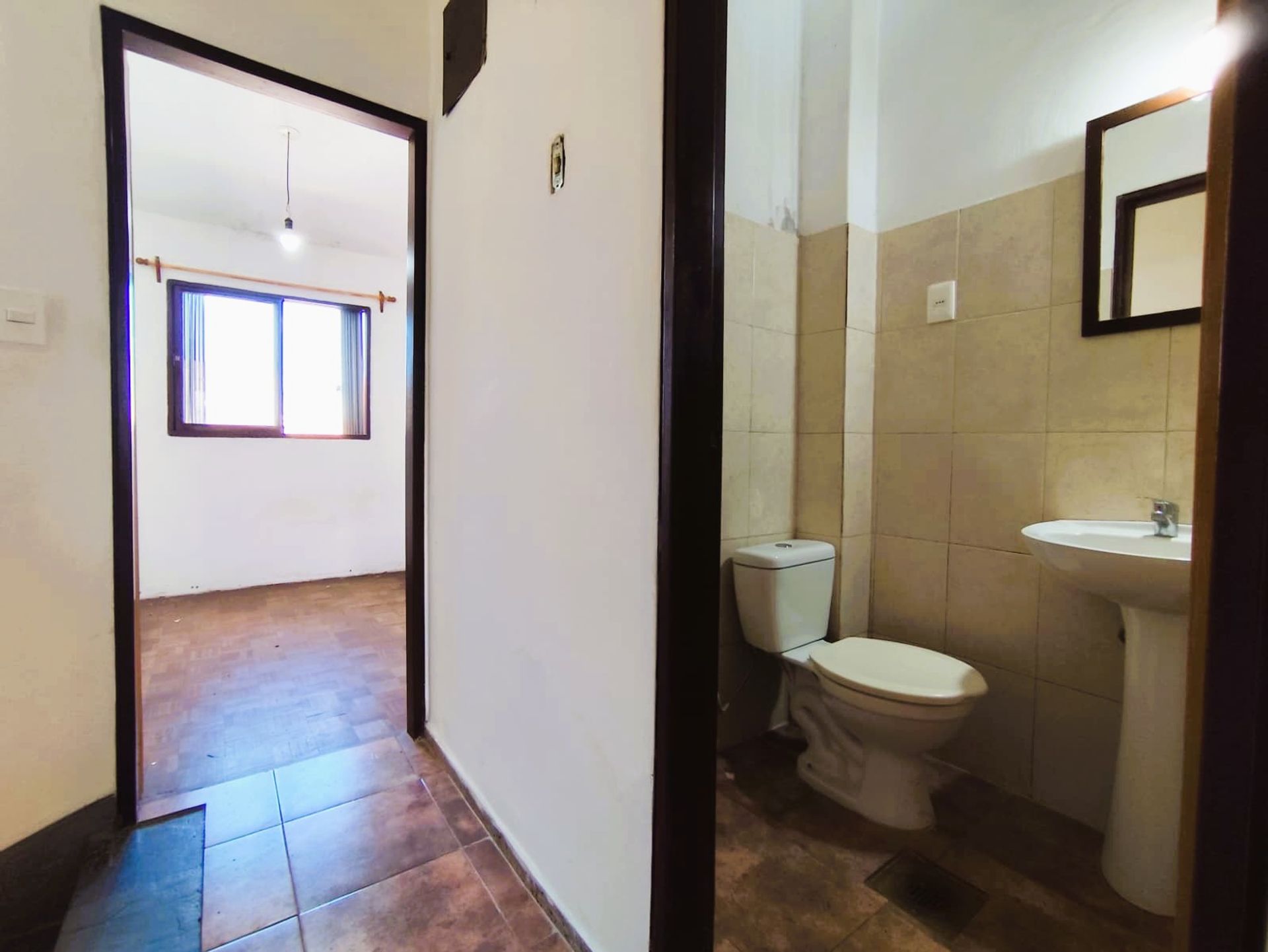 VENTA CASA LEZICA DE 2 DORMITORIOS CON PATIO + GGE - 9