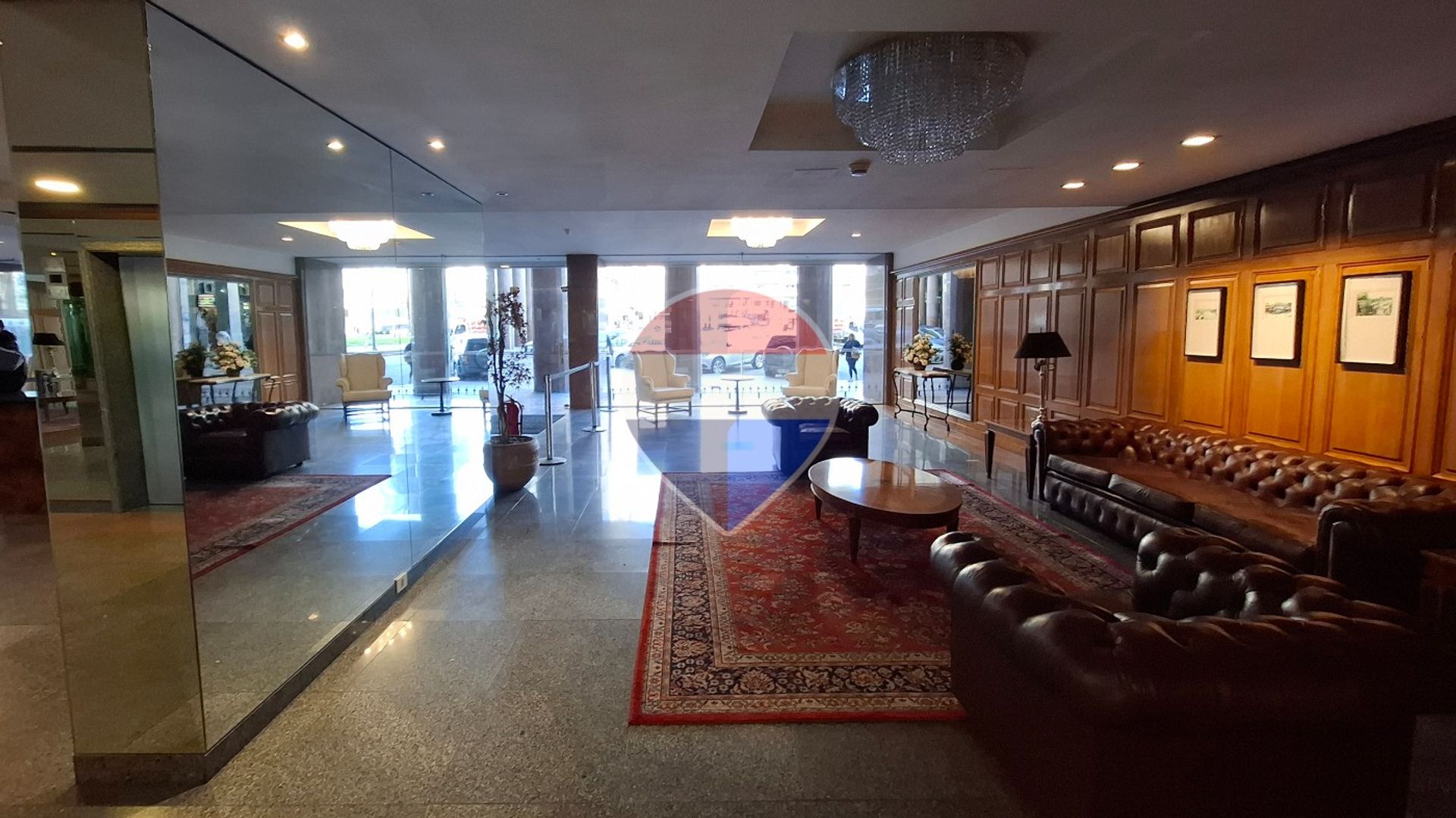 Alquiler Oficina 573 m² | Plaza Independencia - 16