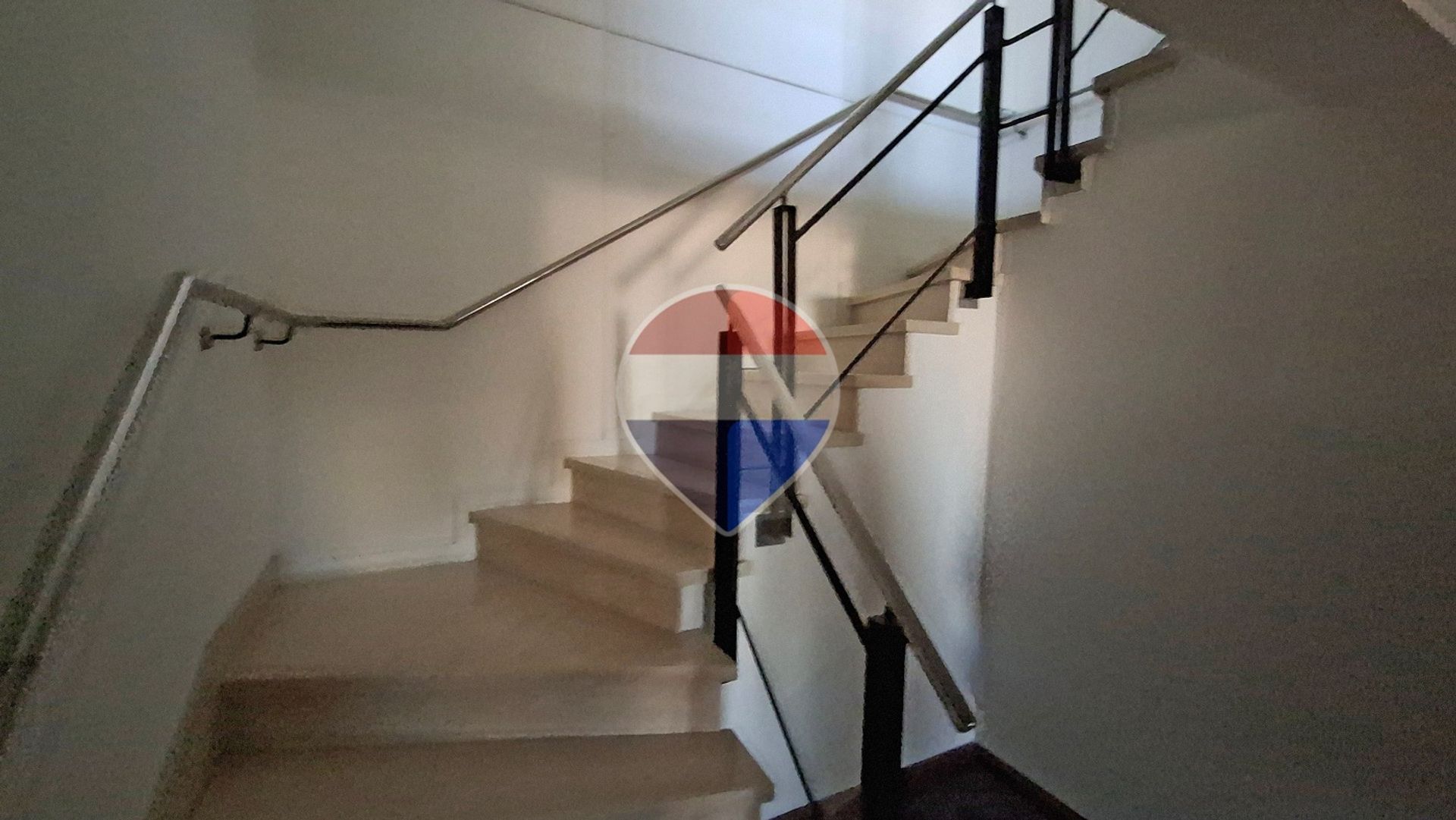 Alquiler Oficina 573 m² | Plaza Independencia - 12