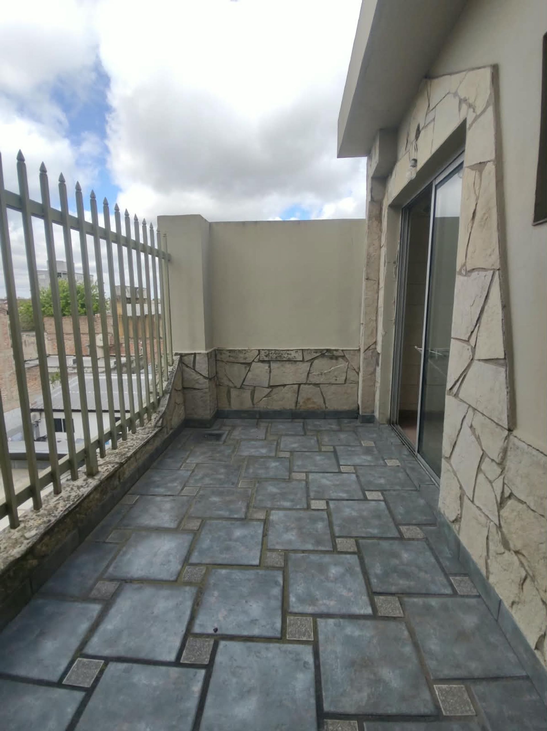 P H en Venta en Tres de Febrero, G.B.A. Zona Oeste - USD 160.000 | Inmoup - 19