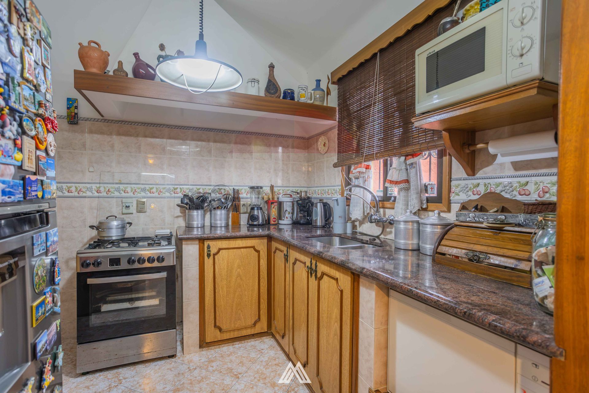 Venta Casa y 2 Apartamentos en gran terreno Malvin - 7