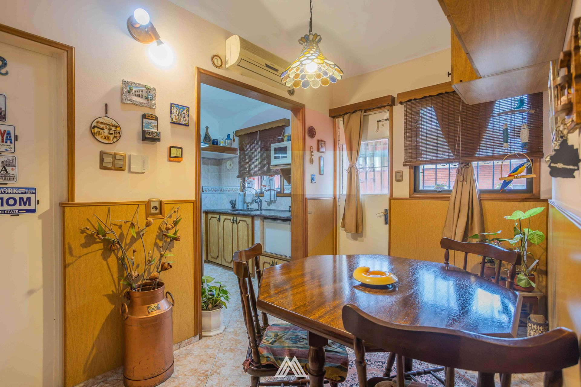Venta Casa y 2 Apartamentos en gran terreno Malvin - 6