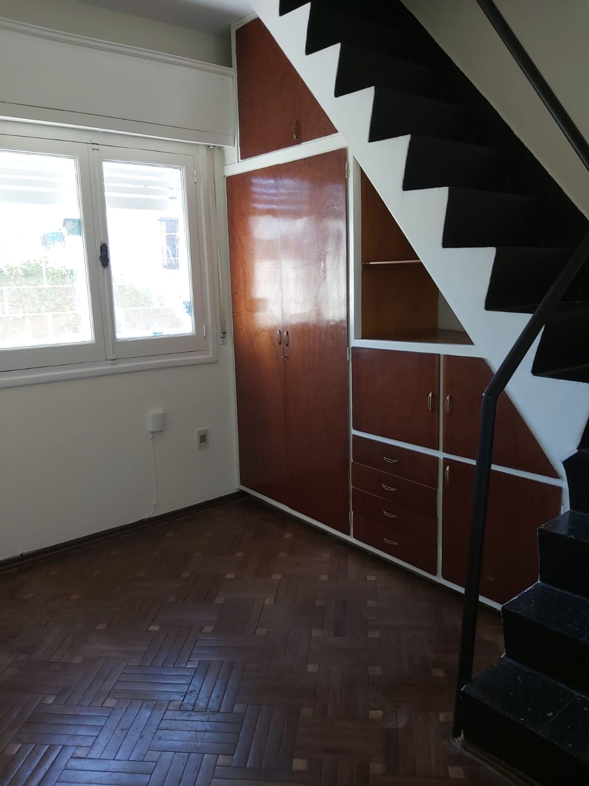 Venta Casa y 2 Apartamentos en gran terreno Malvin - 20