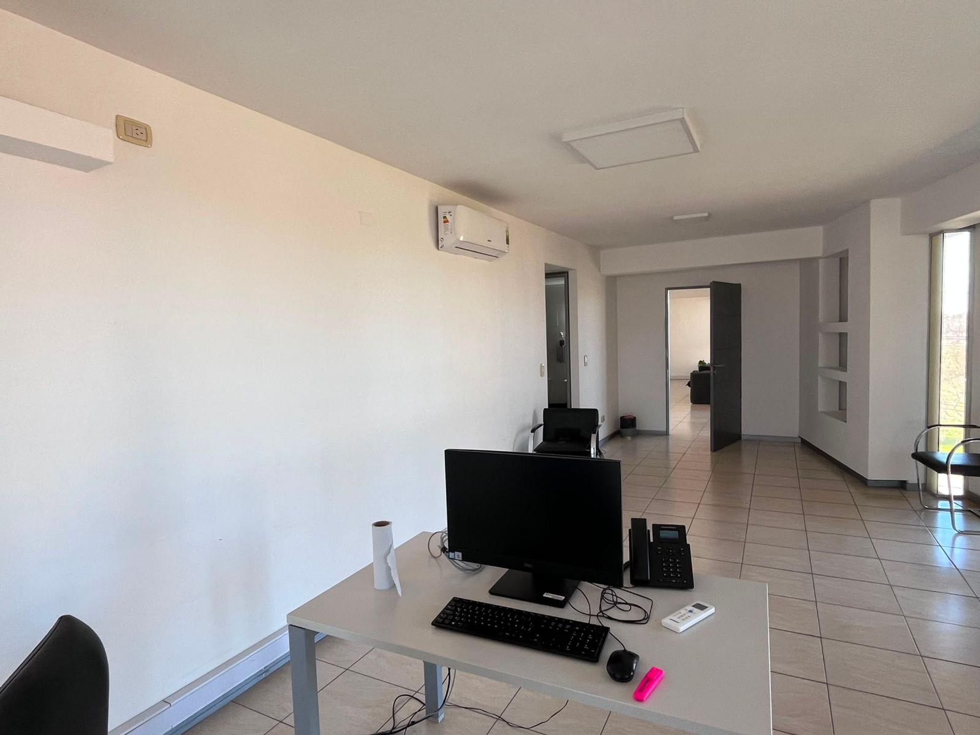 Oficina en Alquiler en Guaymallen, Mendoza