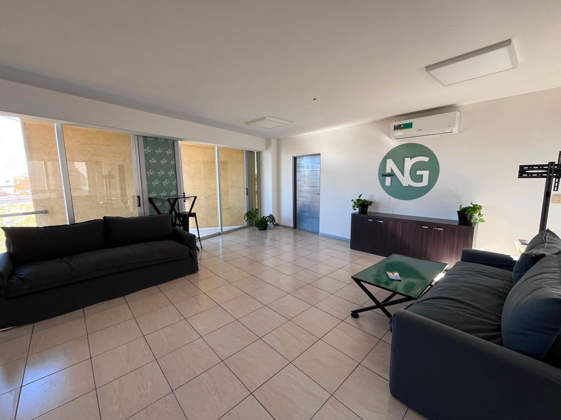 Oficina en Alquiler en Guaymallen, Mendoza