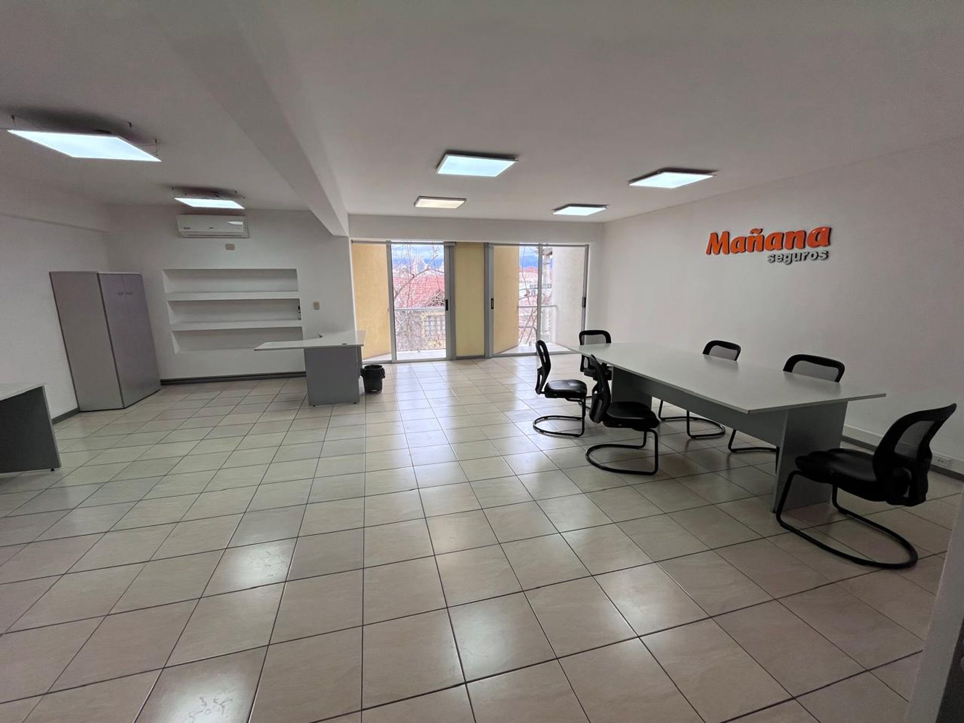 Oficina en Alquiler en Guaymallen, Mendoza