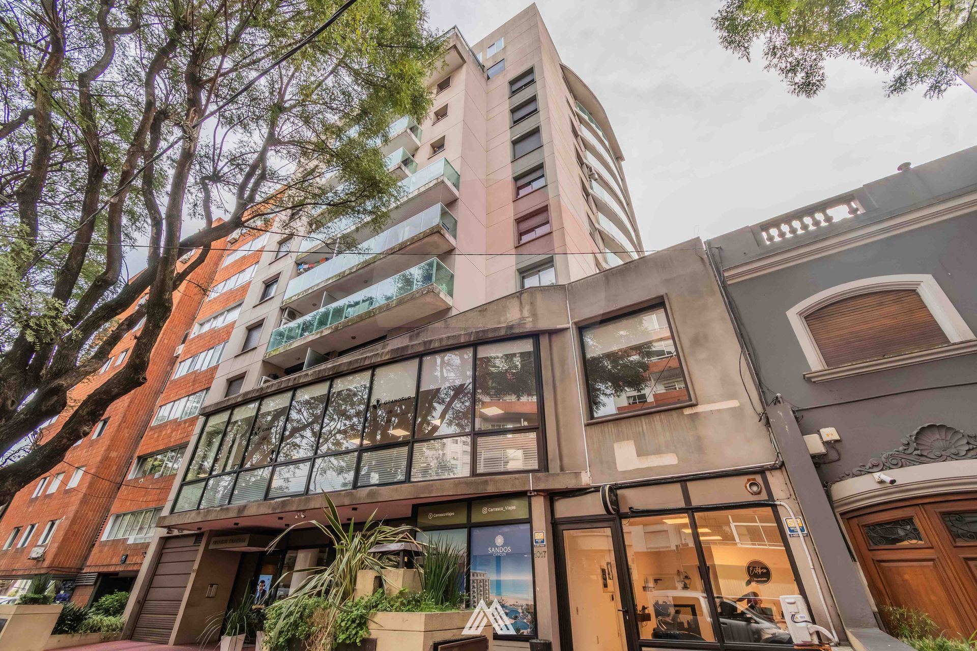 VENTA APTO PARQUE SABATO 1 DORMITORIO C GARAJE - 18