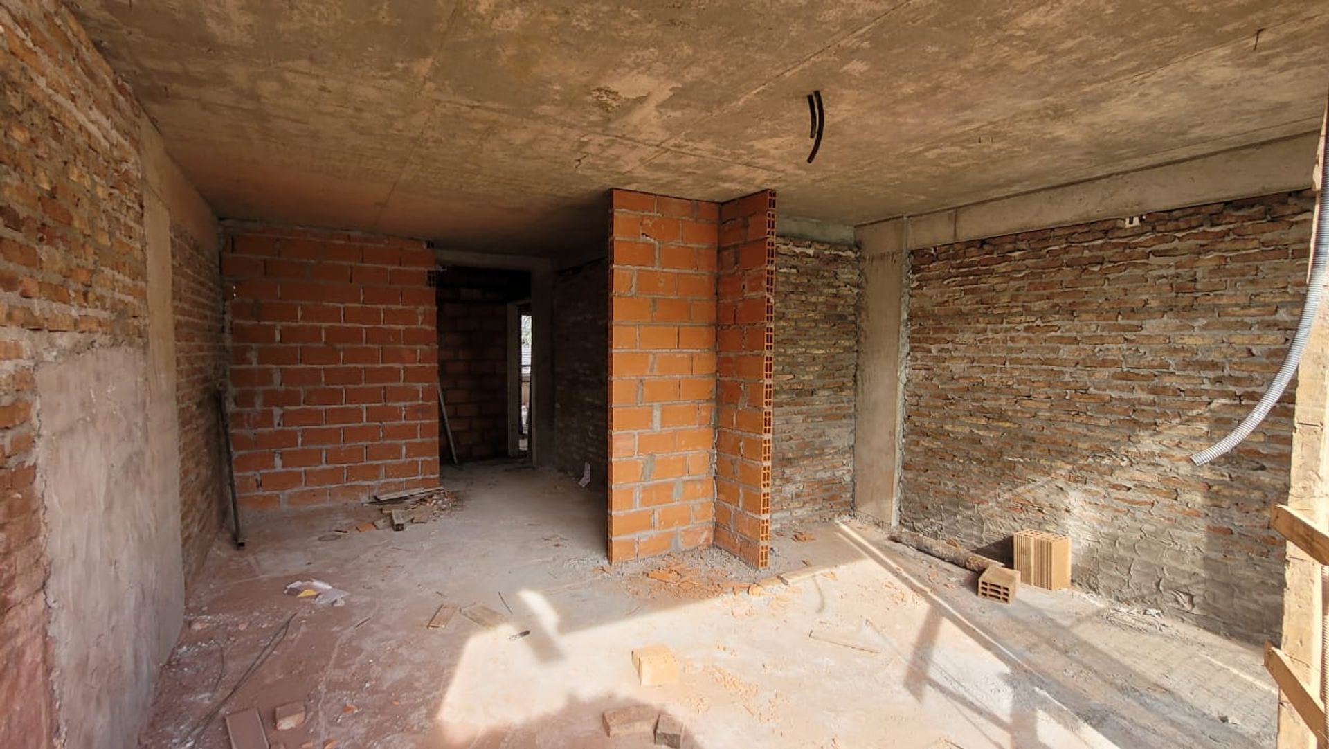VENTA DPTO. 3 AMB. COCHERA Y TERRAZA V. PUEYRREDON - 16